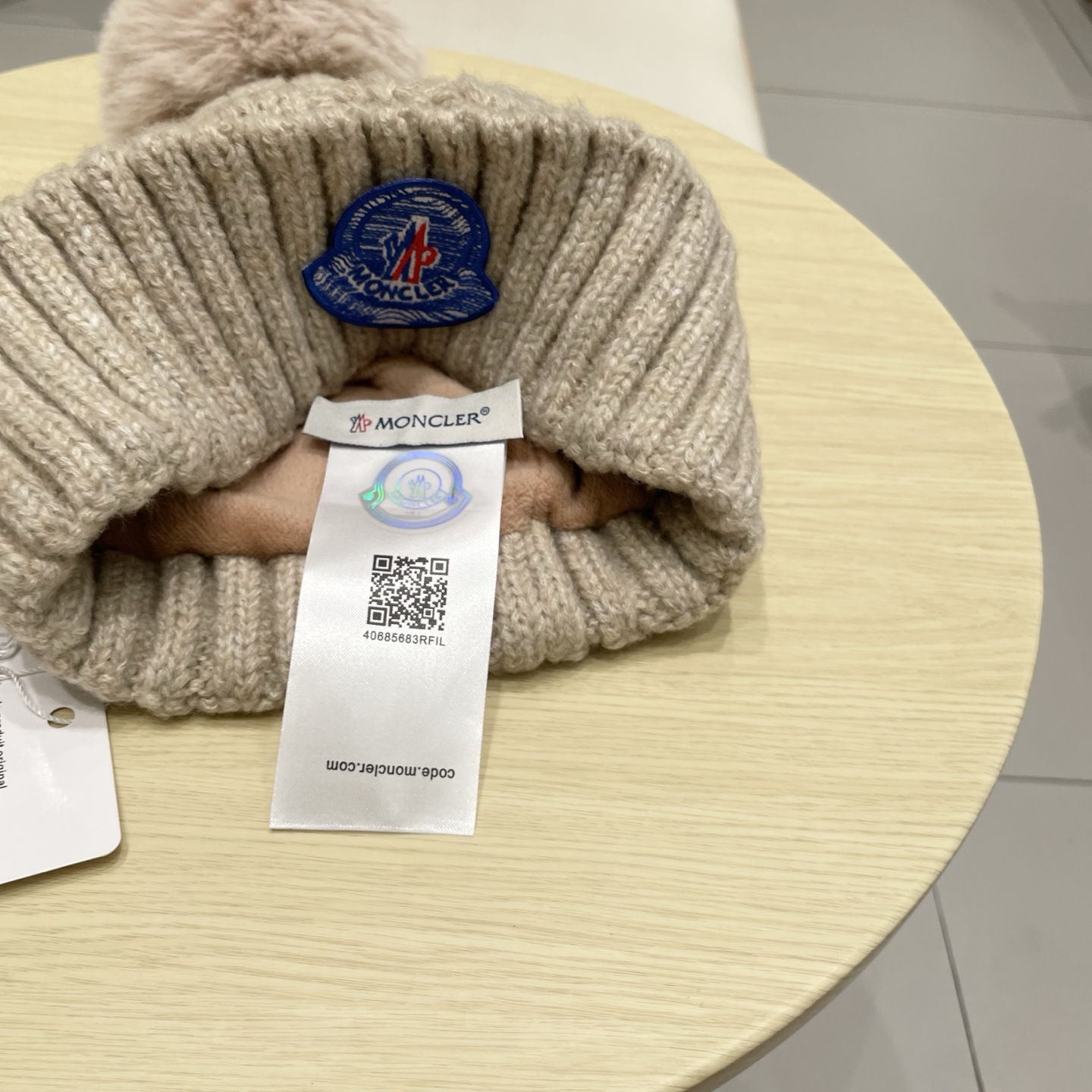 moncler【官网正品】蒙口米色针织帽男女秋冬季毛线帽百搭显脸小保暖冷帽