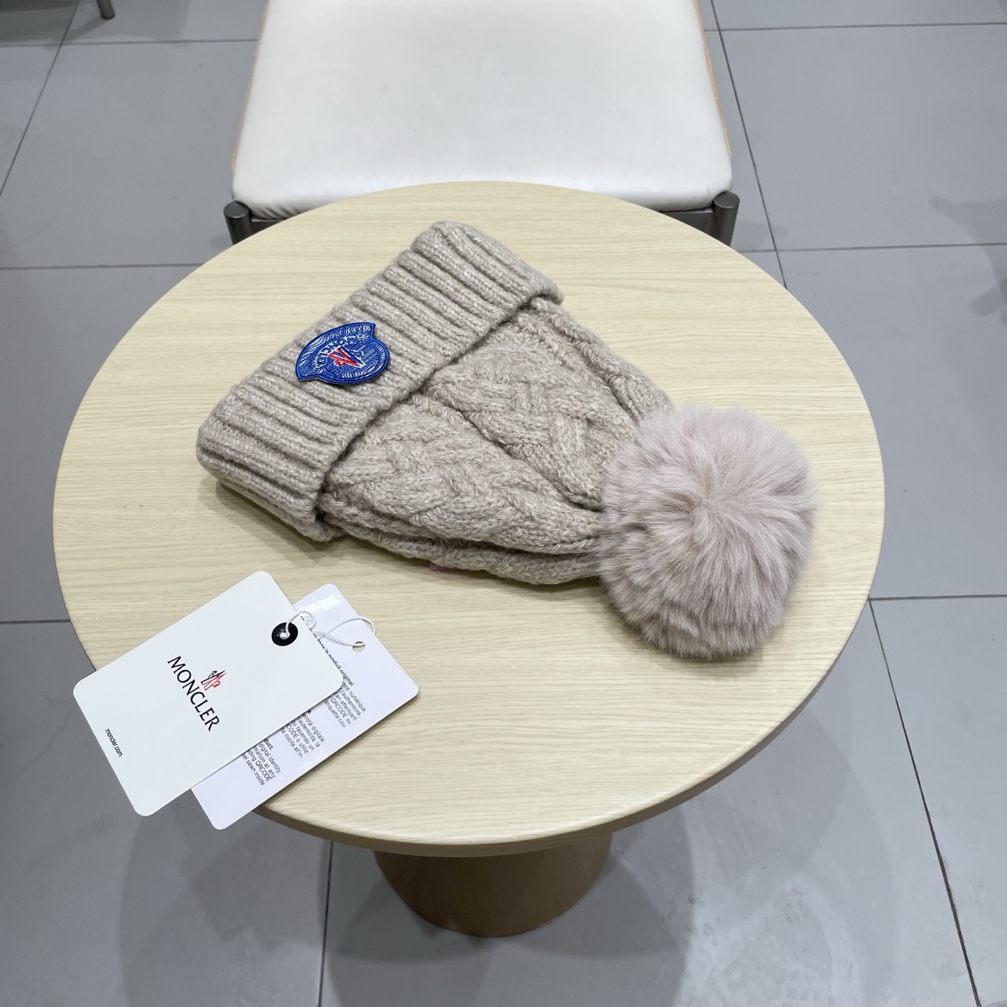 moncler【官网正品】蒙口米色针织帽男女秋冬季毛线帽百搭显脸小保暖冷帽