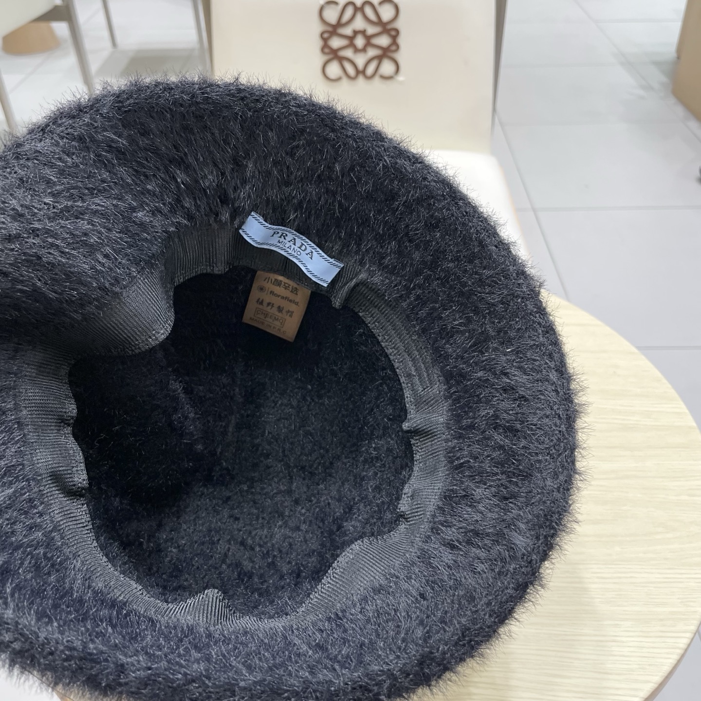 Prada普拉达女秋冬韩版针织渔夫帽素颜遮脸水桶帽韩版百搭显脸小毛绒盆帽