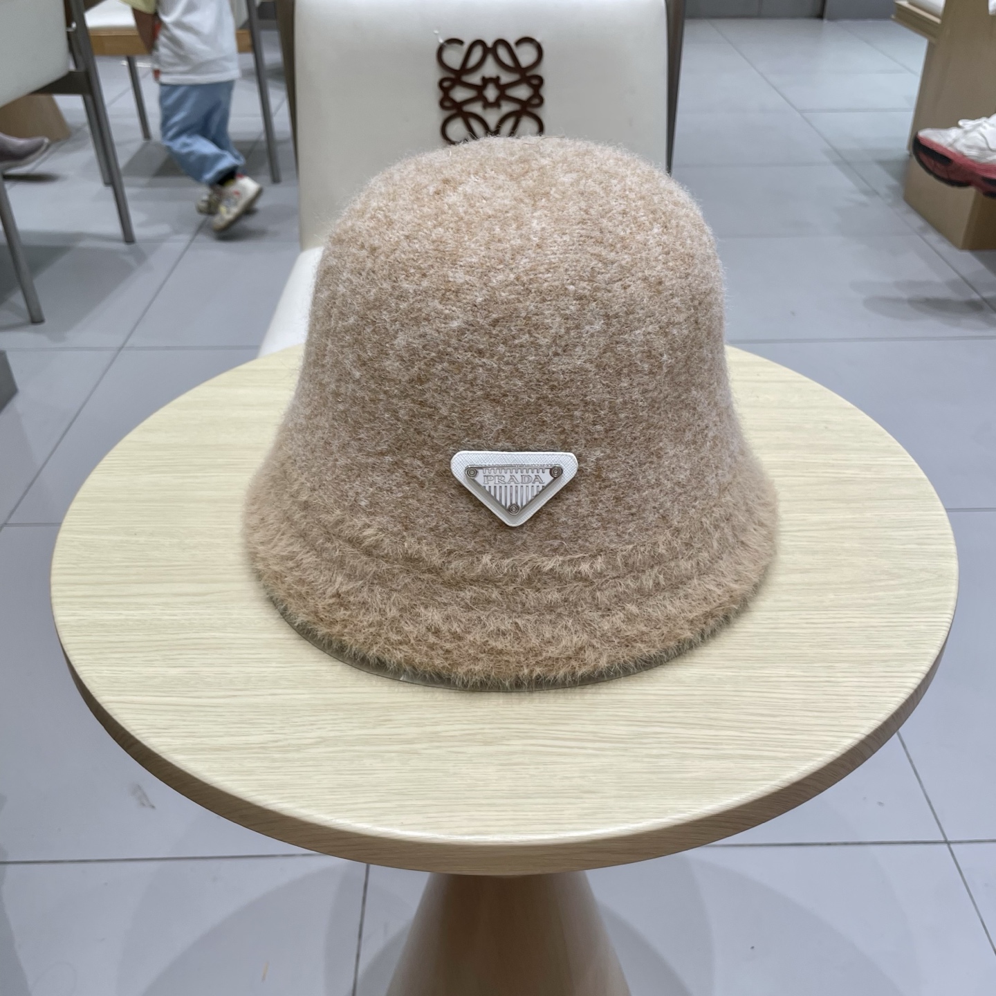 Prada普拉达女秋冬韩版针织渔夫帽素颜遮脸水桶帽韩版百搭显脸小毛绒盆帽