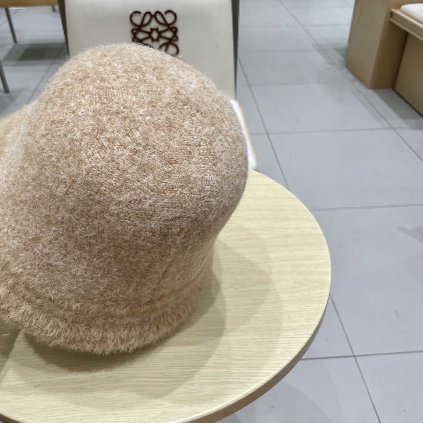 Prada普拉达女秋冬韩版针织渔夫帽素颜遮脸水桶帽韩版百搭显脸小毛绒盆帽