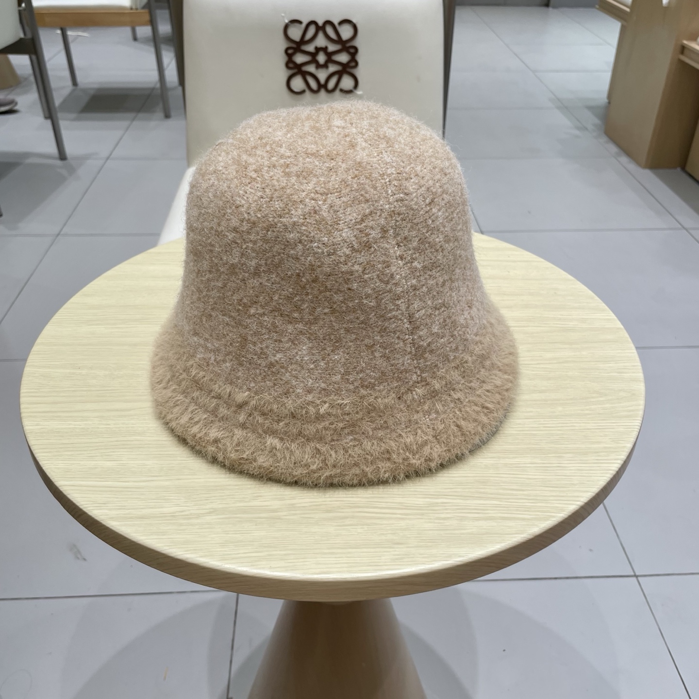 Prada普拉达女秋冬韩版针织渔夫帽素颜遮脸水桶帽韩版百搭显脸小毛绒盆帽