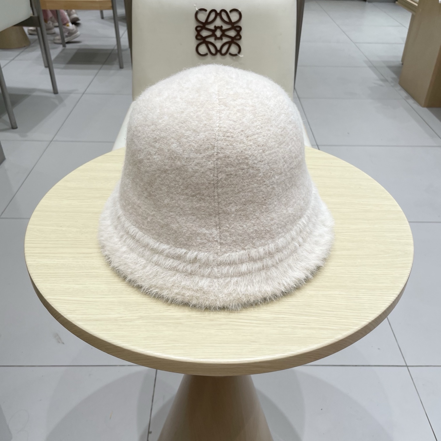 Prada普拉达女秋冬韩版针织渔夫帽素颜遮脸水桶帽韩版百搭显脸小毛绒盆帽