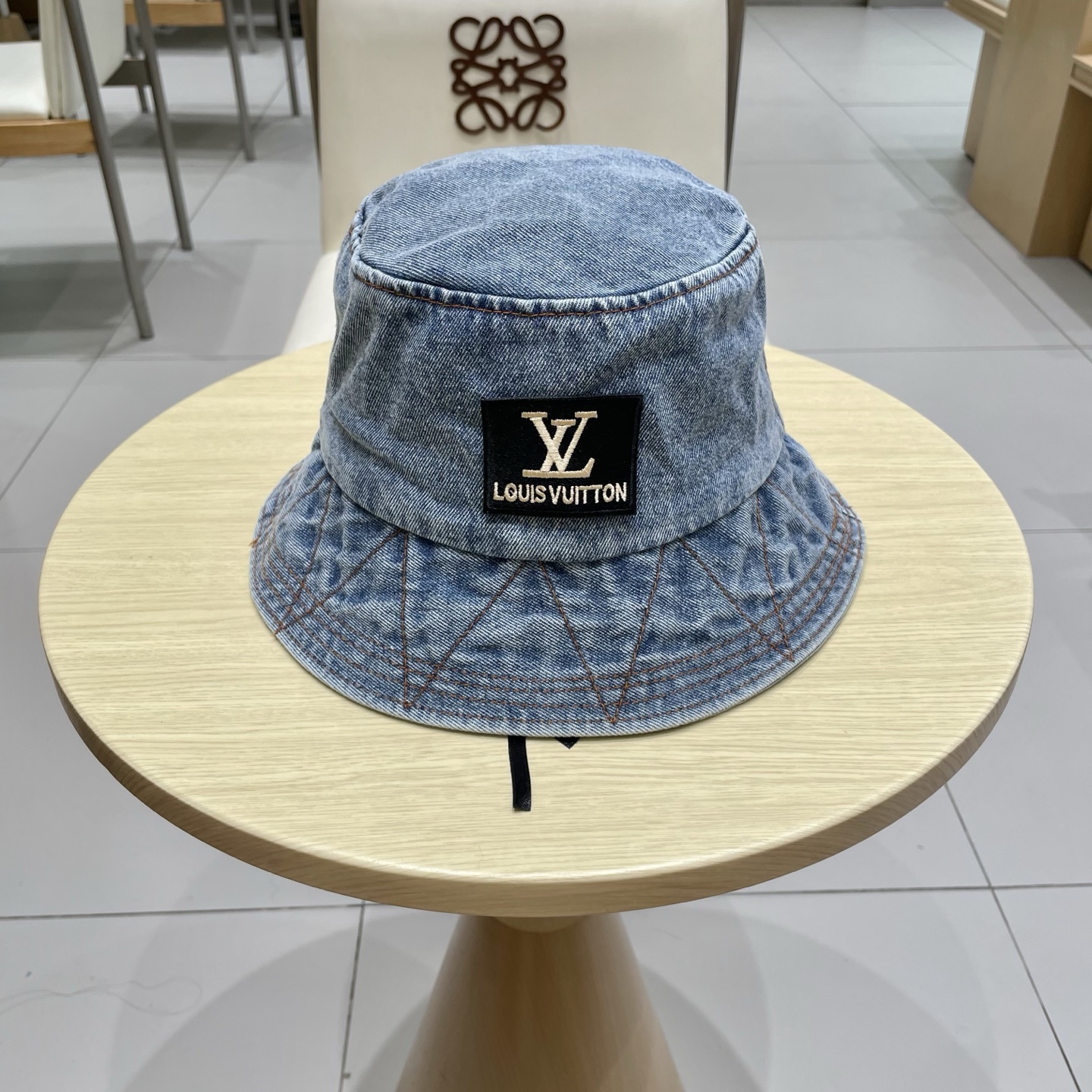 LV牛仔渔夫帽，头围57cm