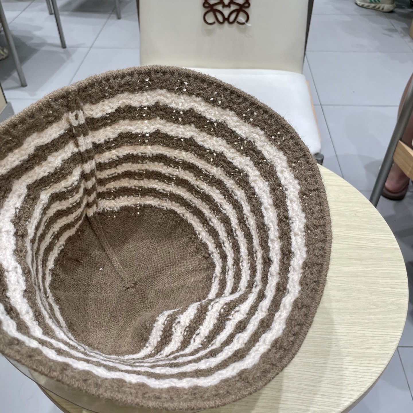 ＬＯＥＷＥ罗意威2025新款韩版条纹针织渔夫帽子女秋冬大头围水桶帽百搭显脸小盆帽