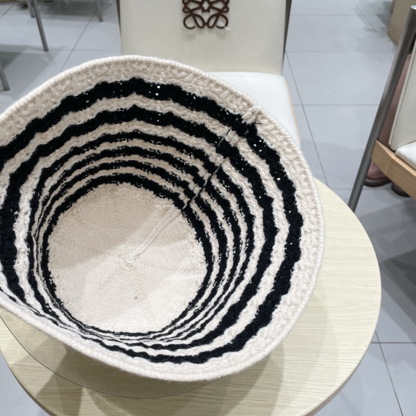 ＬＯＥＷＥ罗意威2025新款韩版条纹针织渔夫帽子女秋冬大头围水桶帽百搭显脸小盆帽