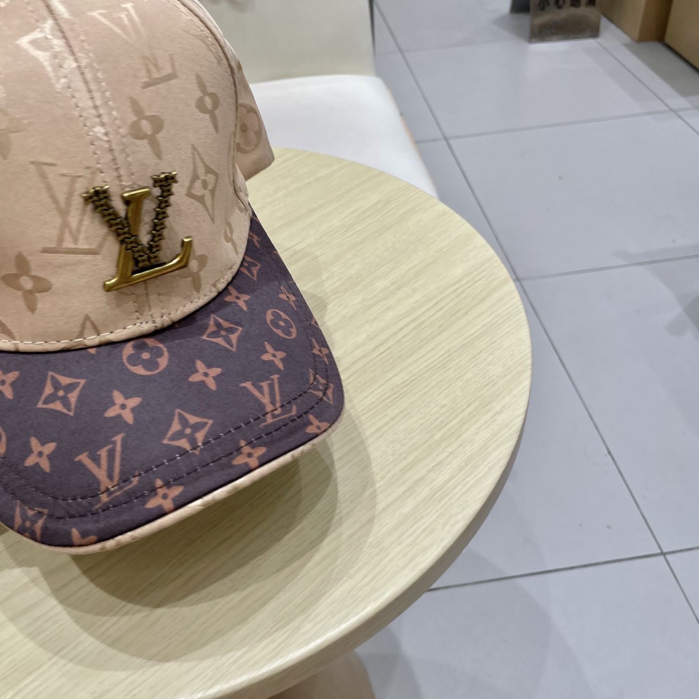  LV路易威登棒球帽  轻盈透气。完美版型，独家实物拍摄，男女适用