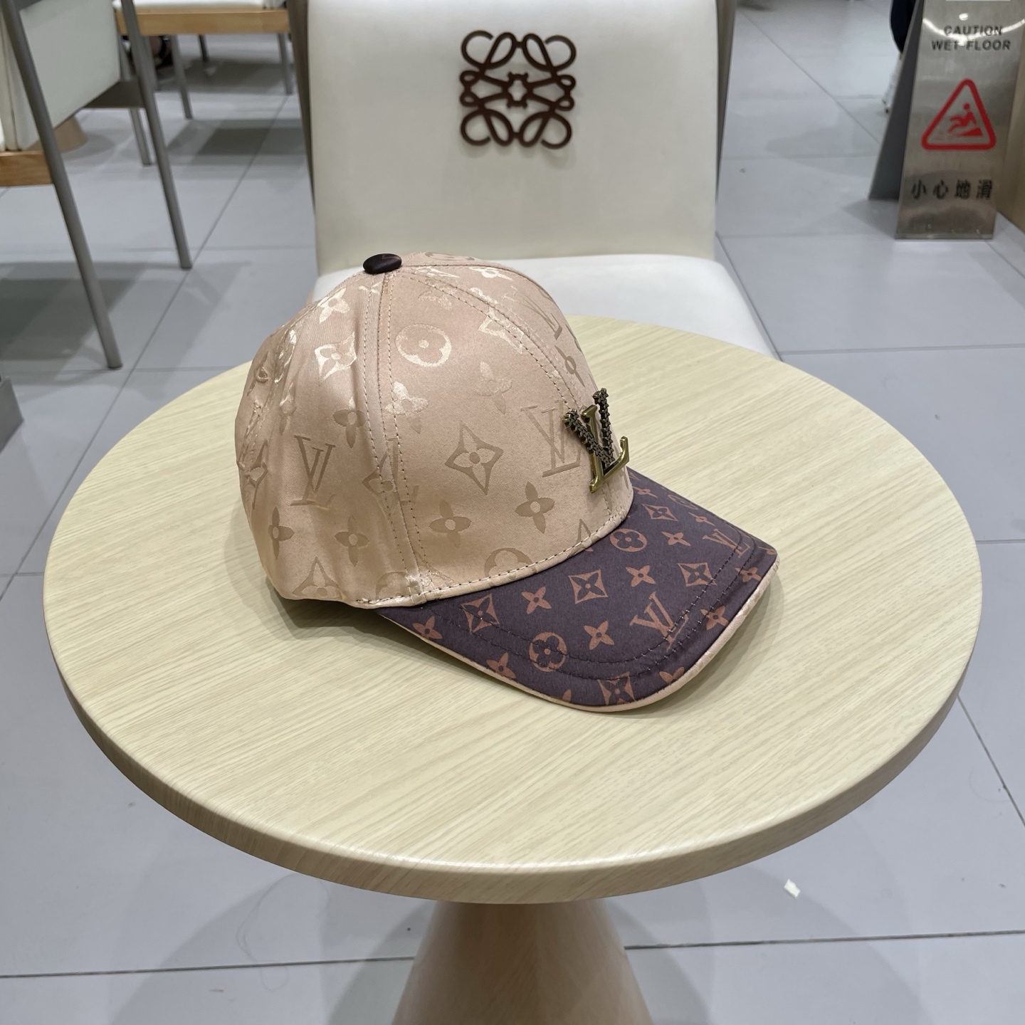  LV路易威登棒球帽  轻盈透气。完美版型，独家实物拍摄，男女适用