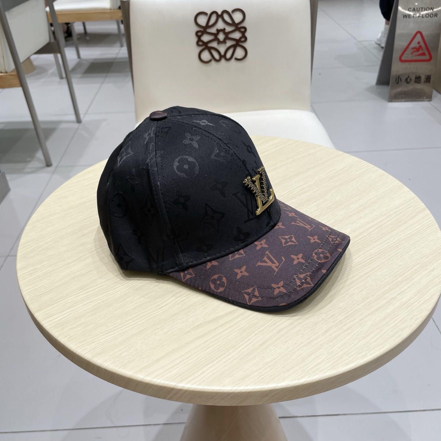  LV路易威登棒球帽  轻盈透气。完美版型，独家实物拍摄，男女适用