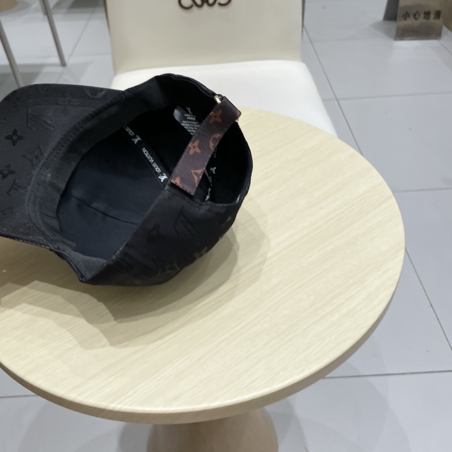  LV路易威登棒球帽  轻盈透气。完美版型，独家实物拍摄，男女适用