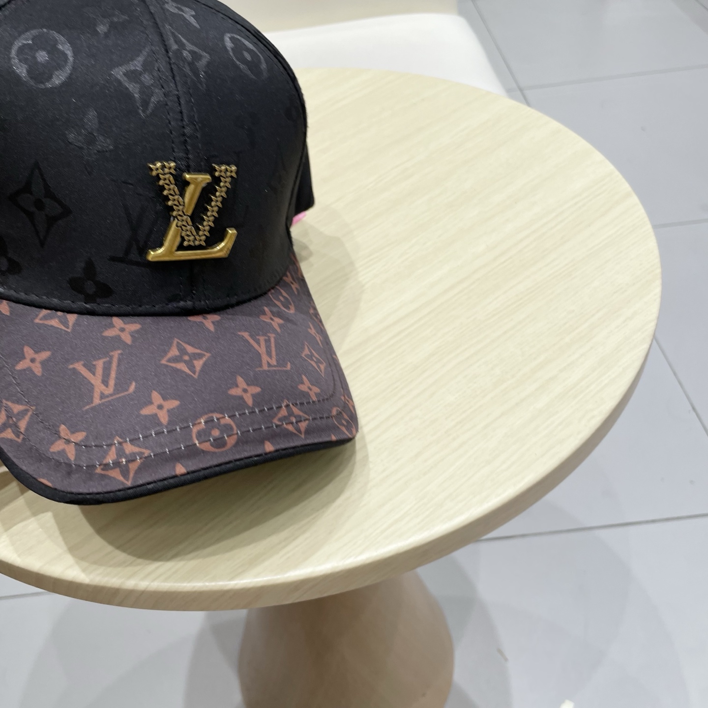  LV路易威登棒球帽  轻盈透气。完美版型，独家实物拍摄，男女适用