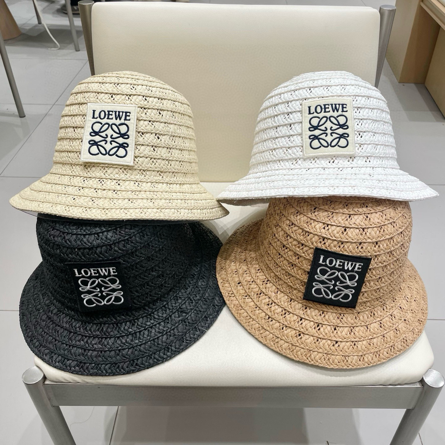  LOEWE罗意威新款草帽，纯手钩草帽，可折叠，出游必备单品，头围57cm