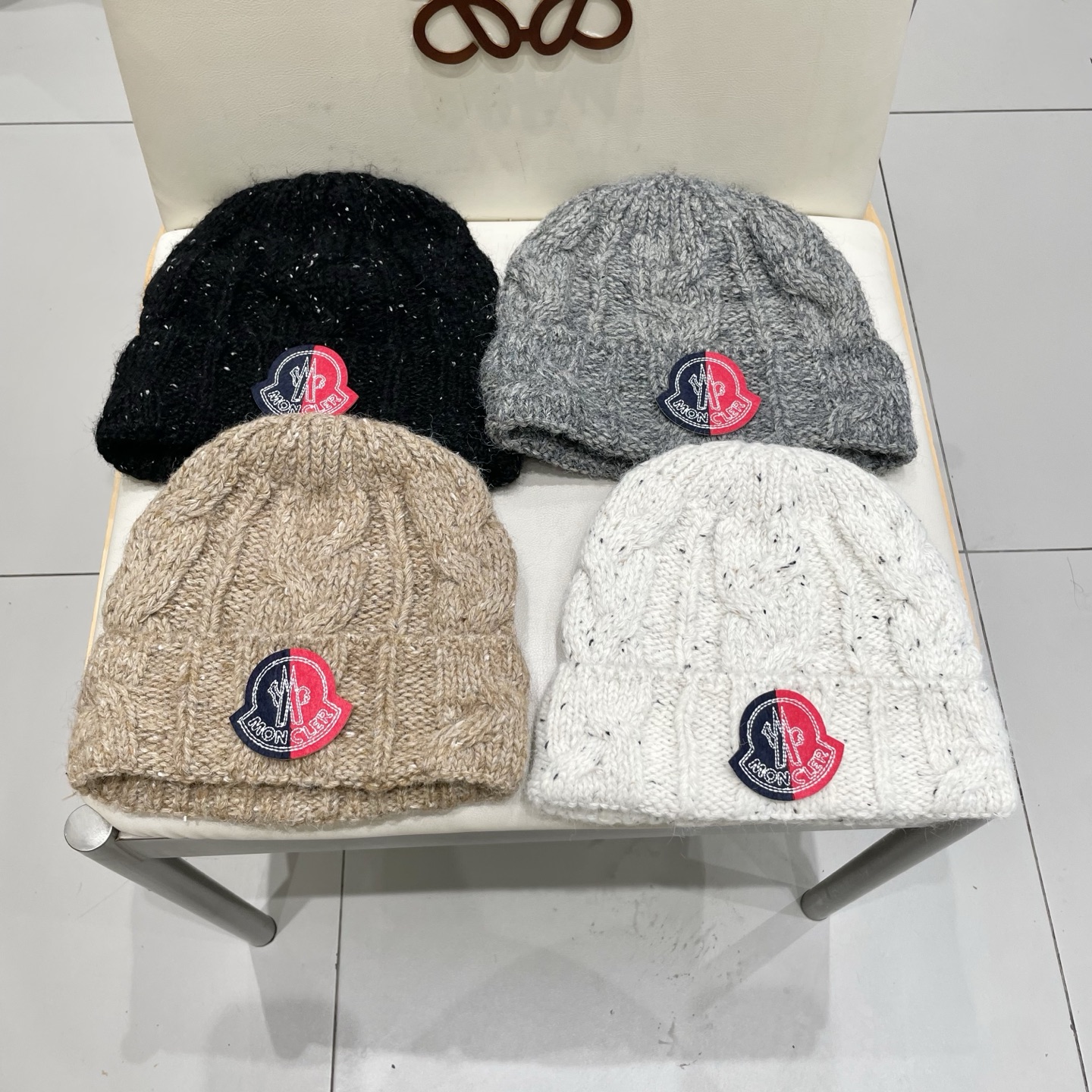  蒙口MONCLER针织毛线帽