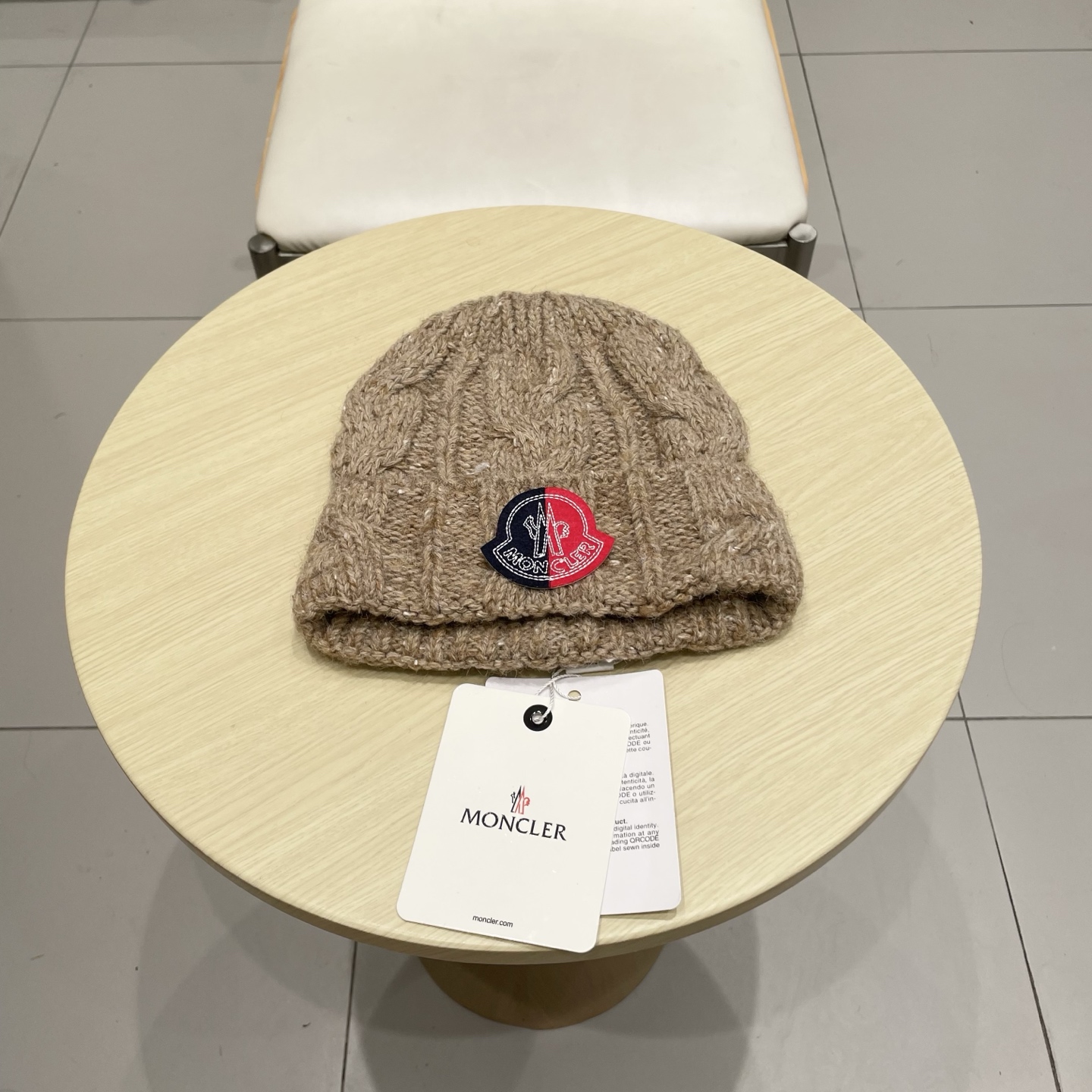 NO:588098,Moncler MONCLER knitted woolen hat bucket hat baseball cap knitted hat, hat, Moncler, espadrilles, hats19860909蒙口MONCLER针织毛线帽帽子渔夫帽棒球帽针织帽,帽子,Moncler,espadrilles,hats,hat