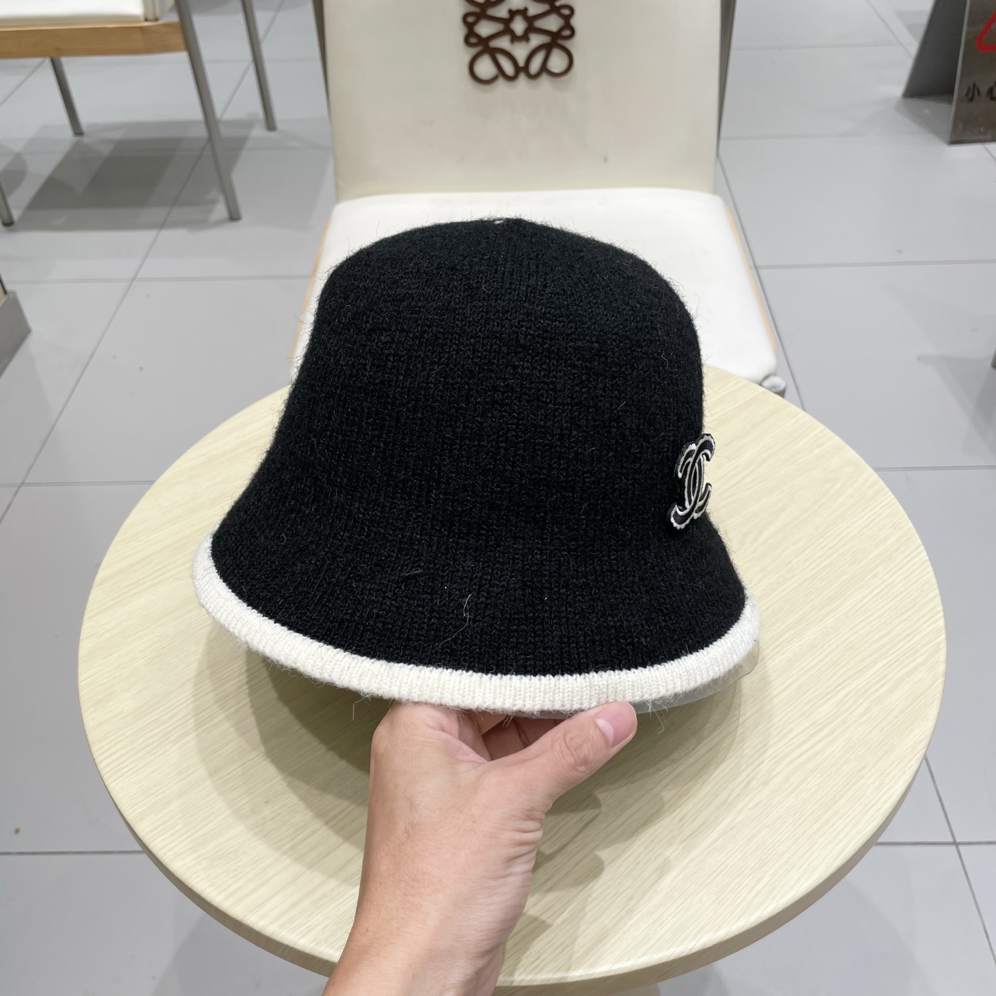 chanel香奈儿小红书爆款新款针织毛绒渔夫帽子女秋冬高级感水桶帽日系显脸小毛