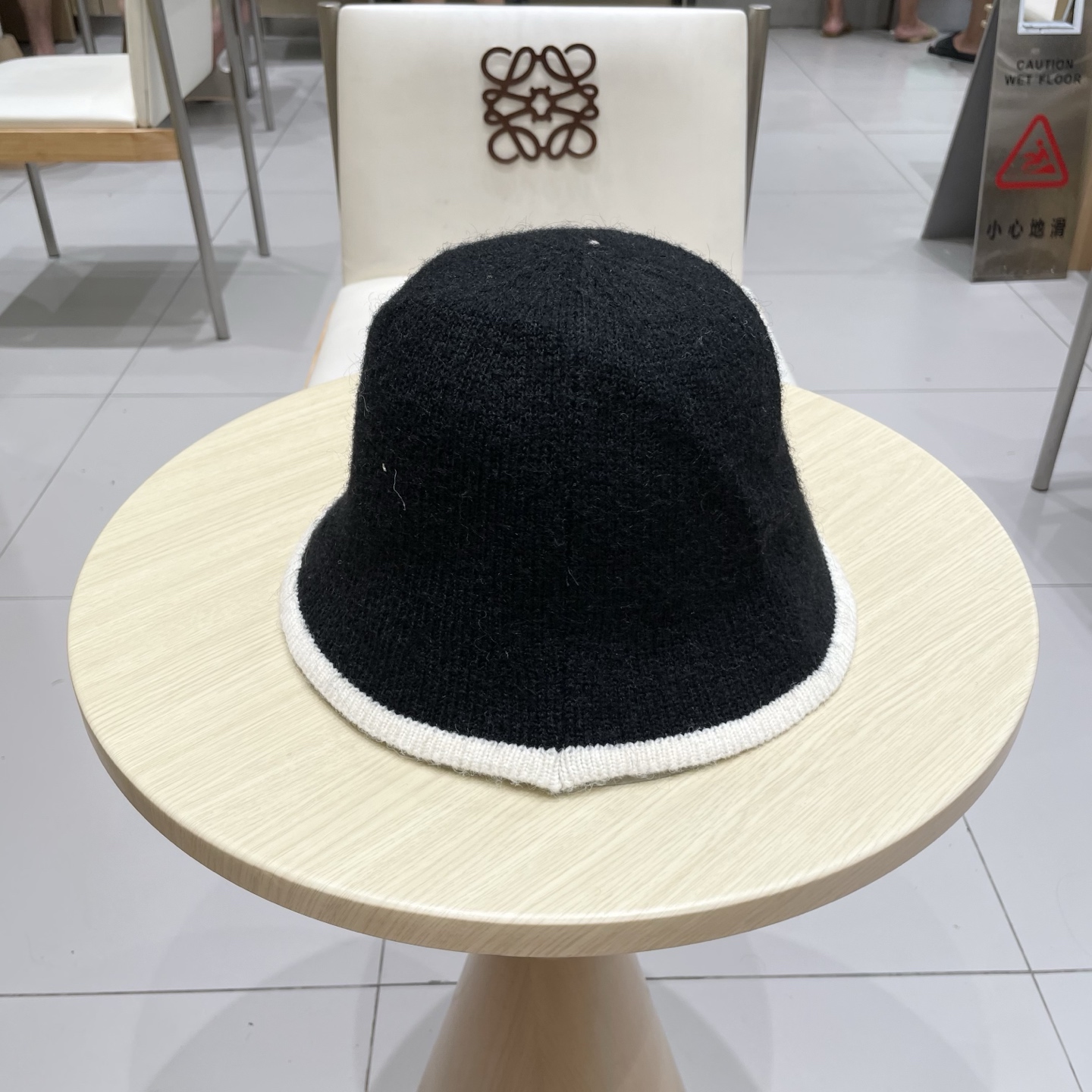 chanel香奈儿小红书爆款新款针织毛绒渔夫帽子女秋冬高级感水桶帽日系显脸小毛