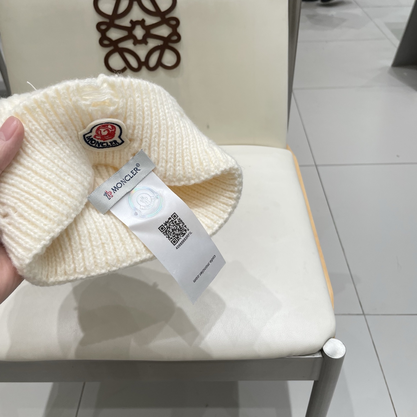 蒙口MONCLER大版破洞针织帽女秋冬韩版圆脸显脸小冷帽高品质网红卷边休闲百搭