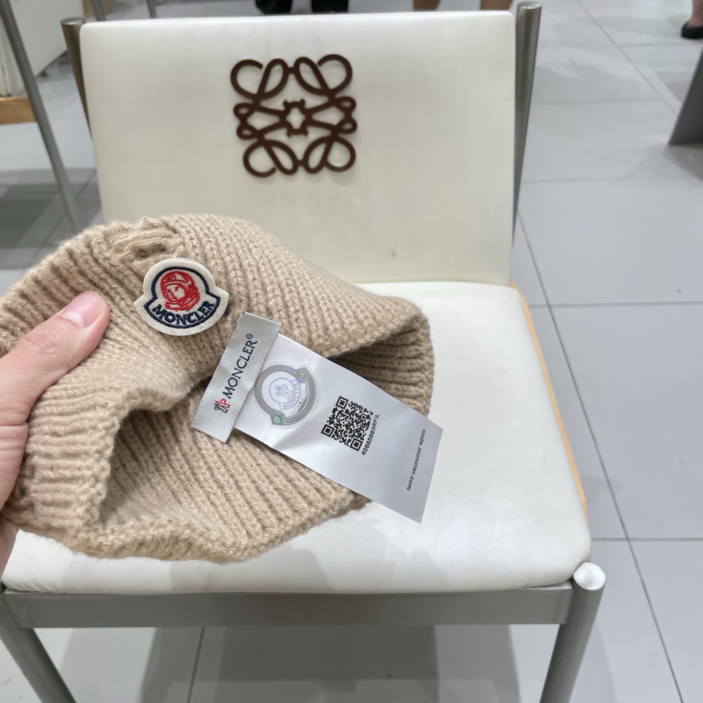 蒙口MONCLER大版破洞针织帽女秋冬韩版圆脸显脸小冷帽高品质网红卷边休闲百搭