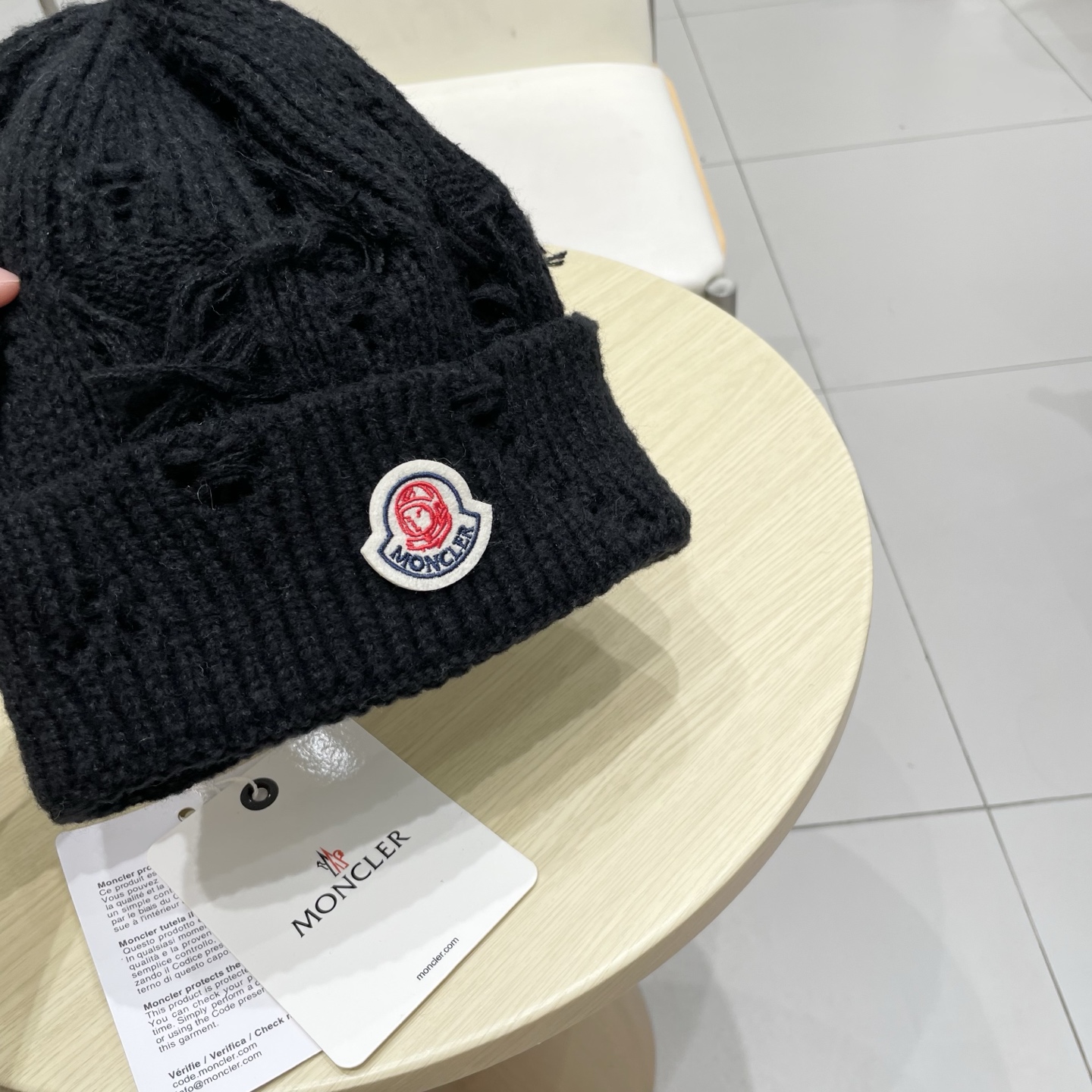 蒙口MONCLER大版破洞针织帽女秋冬韩版圆脸显脸小冷帽高品质网红卷边休闲百搭