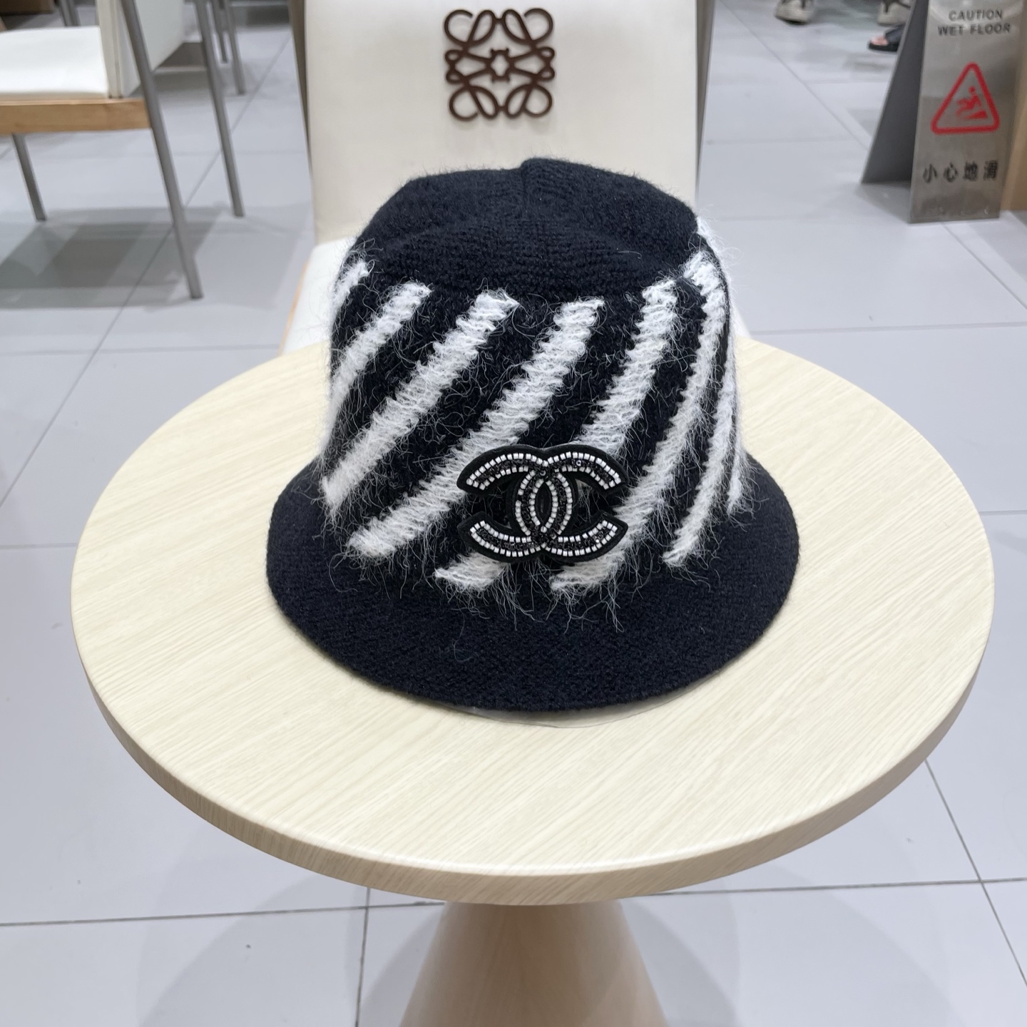 chanel香奈儿素颜遮脸显脸小渔夫帽秋冬保暖百搭混色针织盆帽可折叠水桶帽h