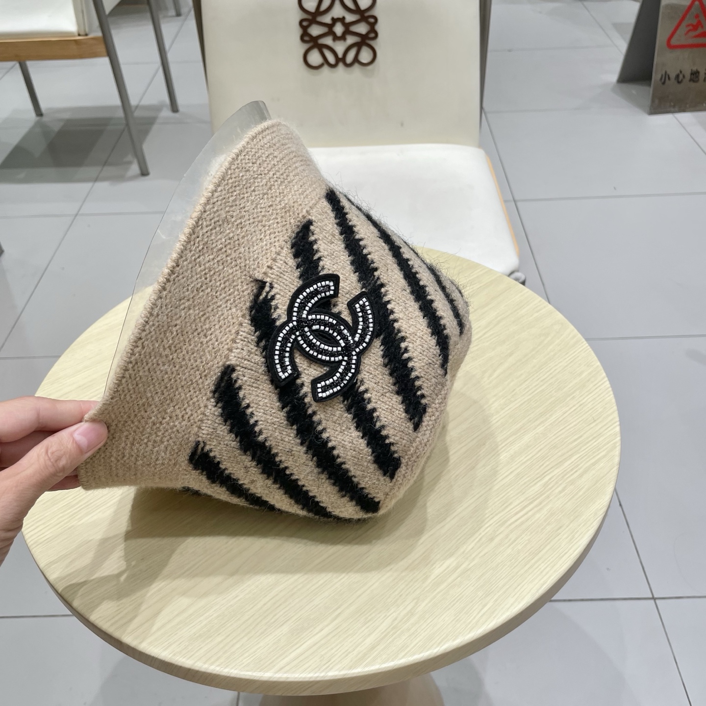 chanel香奈儿素颜遮脸显脸小渔夫帽秋冬保暖百搭混色针织盆帽可折叠水桶帽h