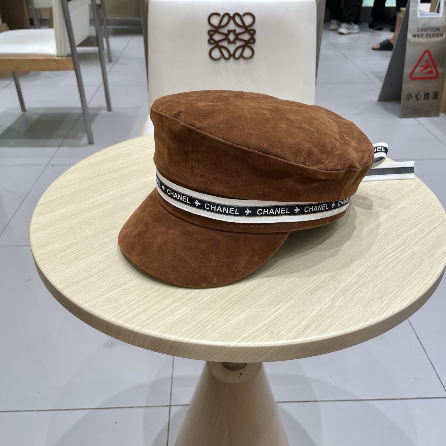 香奈儿新款鸭舌军帽，高级定制，头围57cm