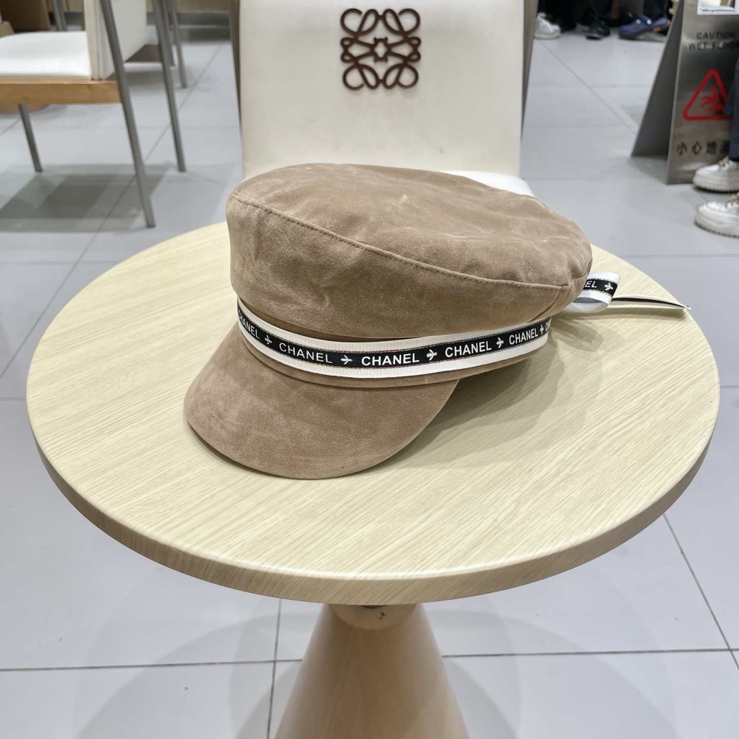 香奈儿新款鸭舌军帽，高级定制，头围57cm