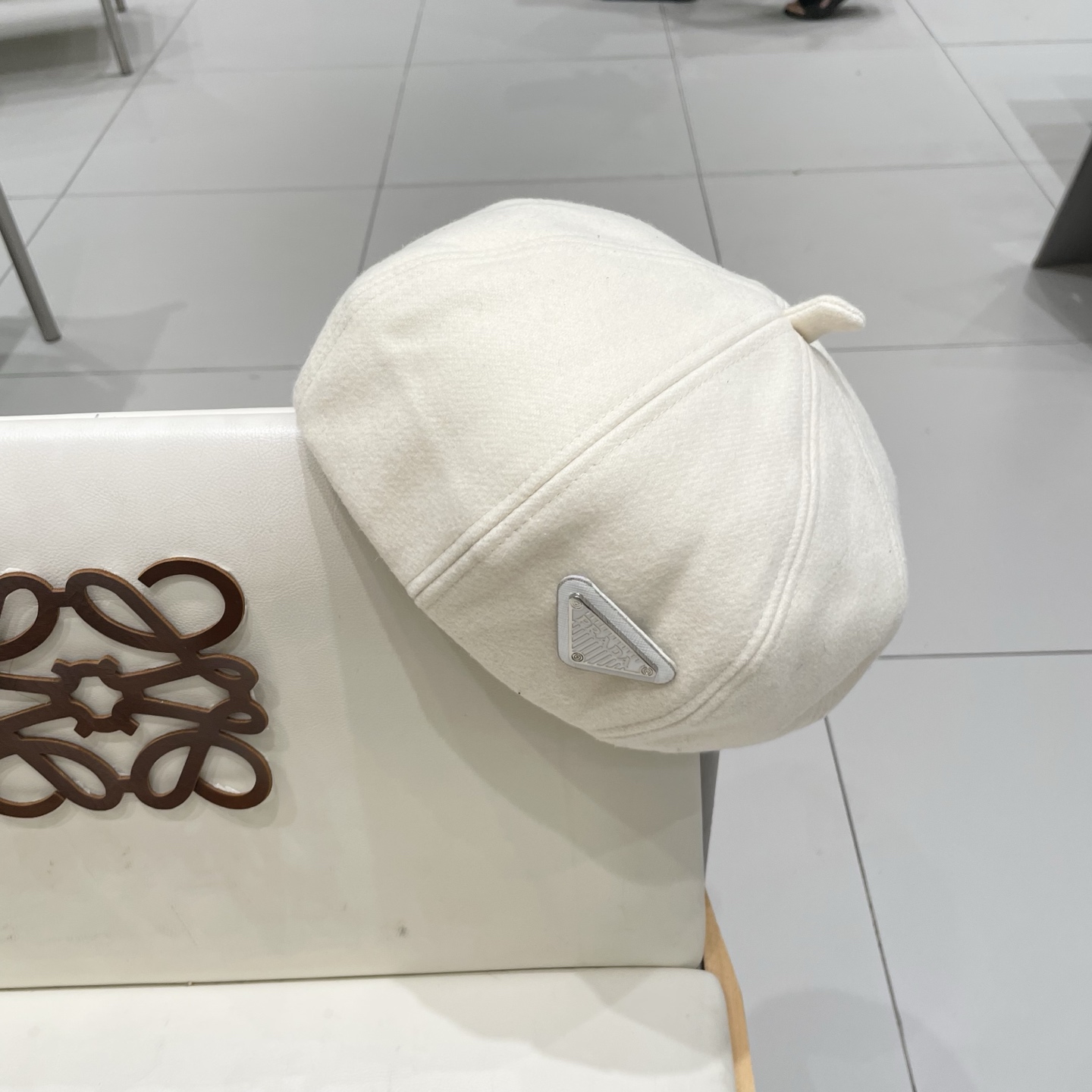 普拉达Prada新中式秋冬贝雷帽女高品质轻薄立体时尚百搭单品潮