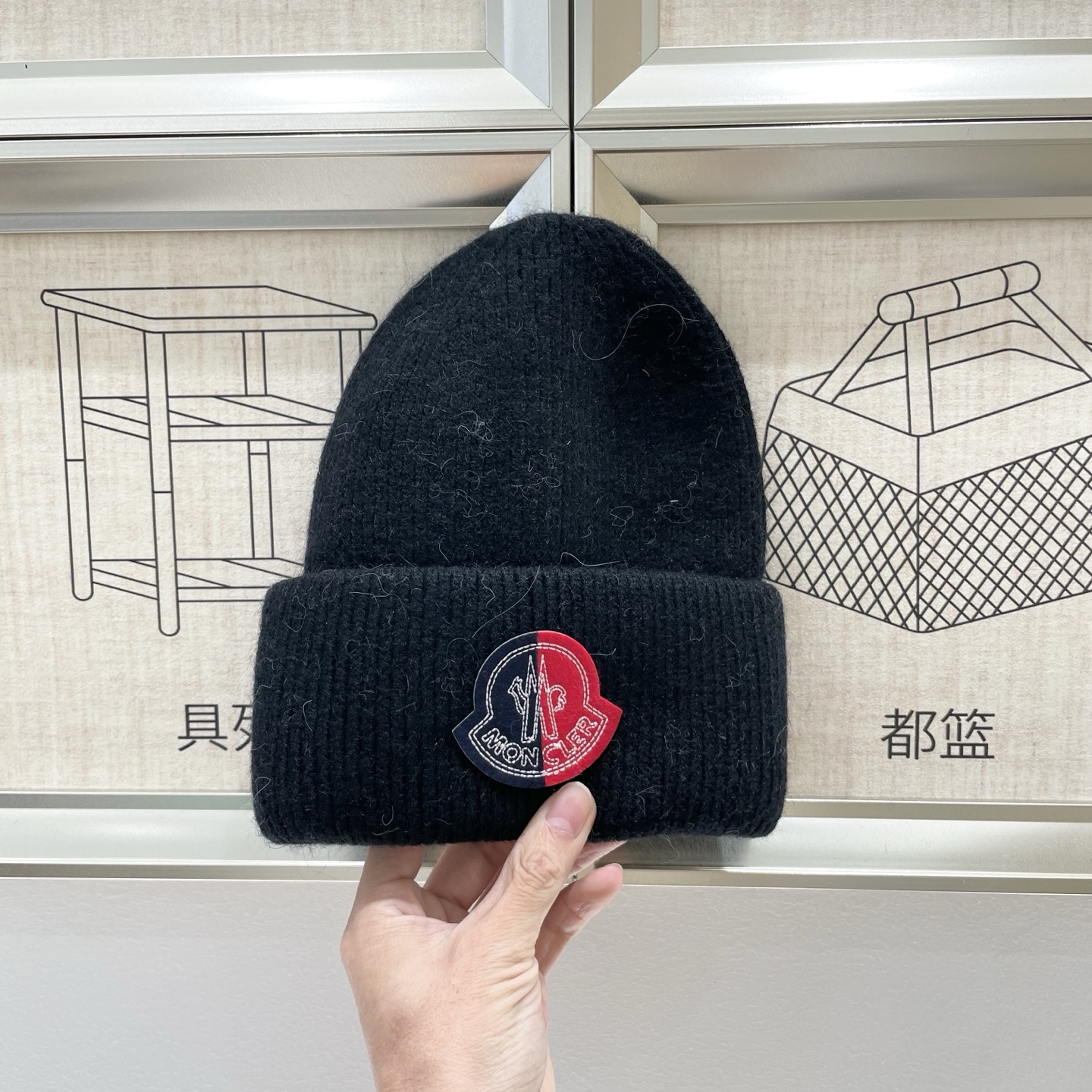 蒙口秋冬安哥拉兔毛羊毛针织厚翻边毛线帽年末重磅高颜值仙女针织帽，超仙的安哥拉兔羊毛，色系很甜美，巨百搭，