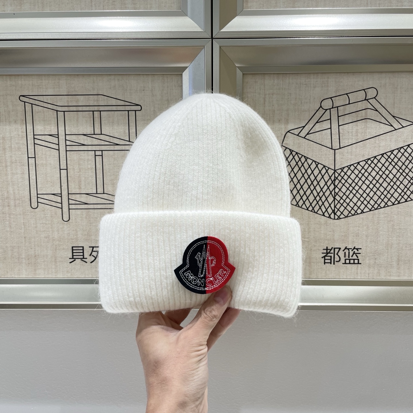 蒙口秋冬安哥拉兔毛羊毛针织厚翻边毛线帽年末重磅高颜值仙女针织帽，超仙的安哥拉兔羊毛，色系很甜美，巨百搭，