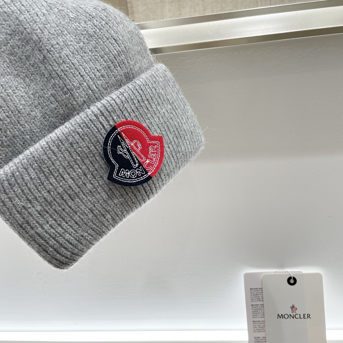 蒙口秋冬安哥拉兔毛羊毛针织厚翻边毛线帽年末重磅高颜值仙女针织帽，超仙的安哥拉兔羊毛，色系很甜美，巨百搭，