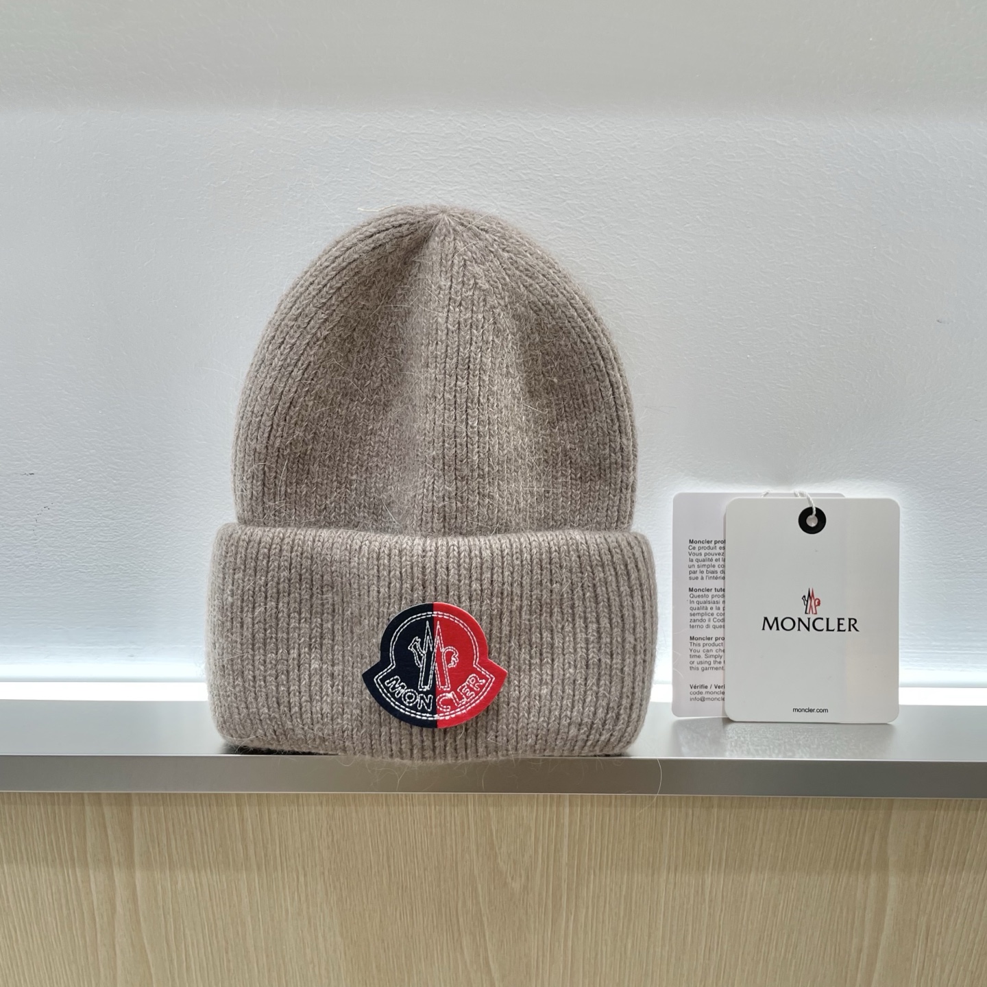 蒙口秋冬安哥拉兔毛羊毛针织厚翻边毛线帽年末重磅高颜值仙女针织帽，超仙的安哥拉兔羊毛，色系很甜美，巨百搭，