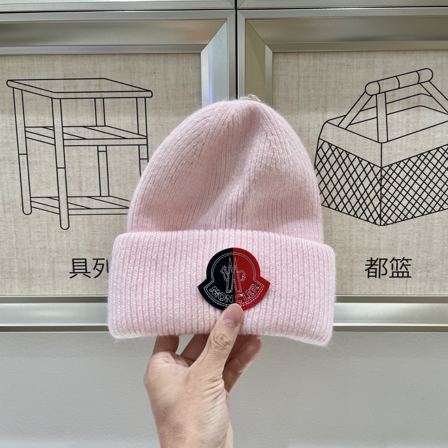 蒙口秋冬安哥拉兔毛羊毛针织厚翻边毛线帽年末重磅高颜值仙女针织帽，超仙的安哥拉兔羊毛，色系很甜美，巨百搭，