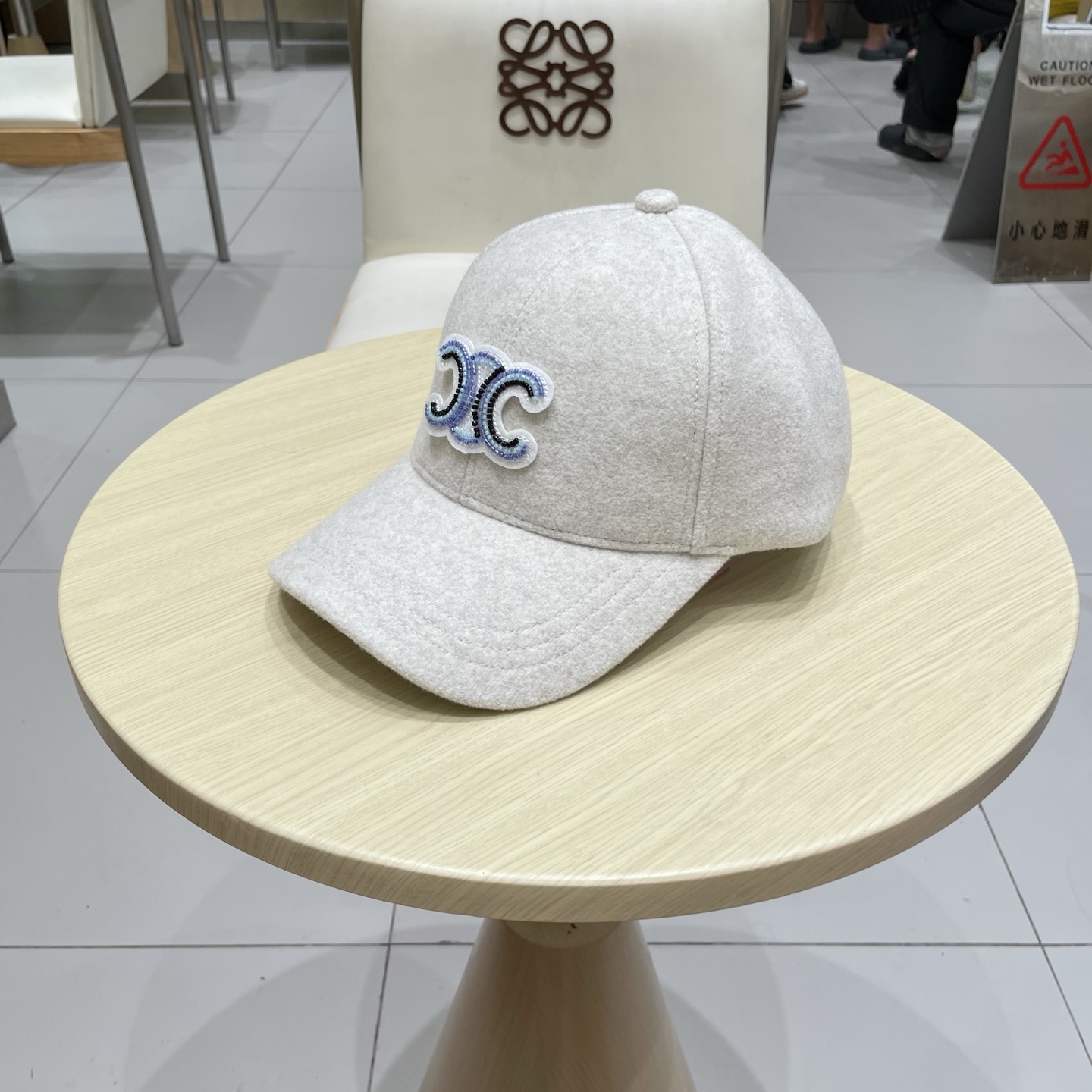 CELINE 塞琳 秋冬新款 🆕 棒球帽 🧢 logo楦型 通通不一专柜热卖款完美版型，原厂品质，独家实