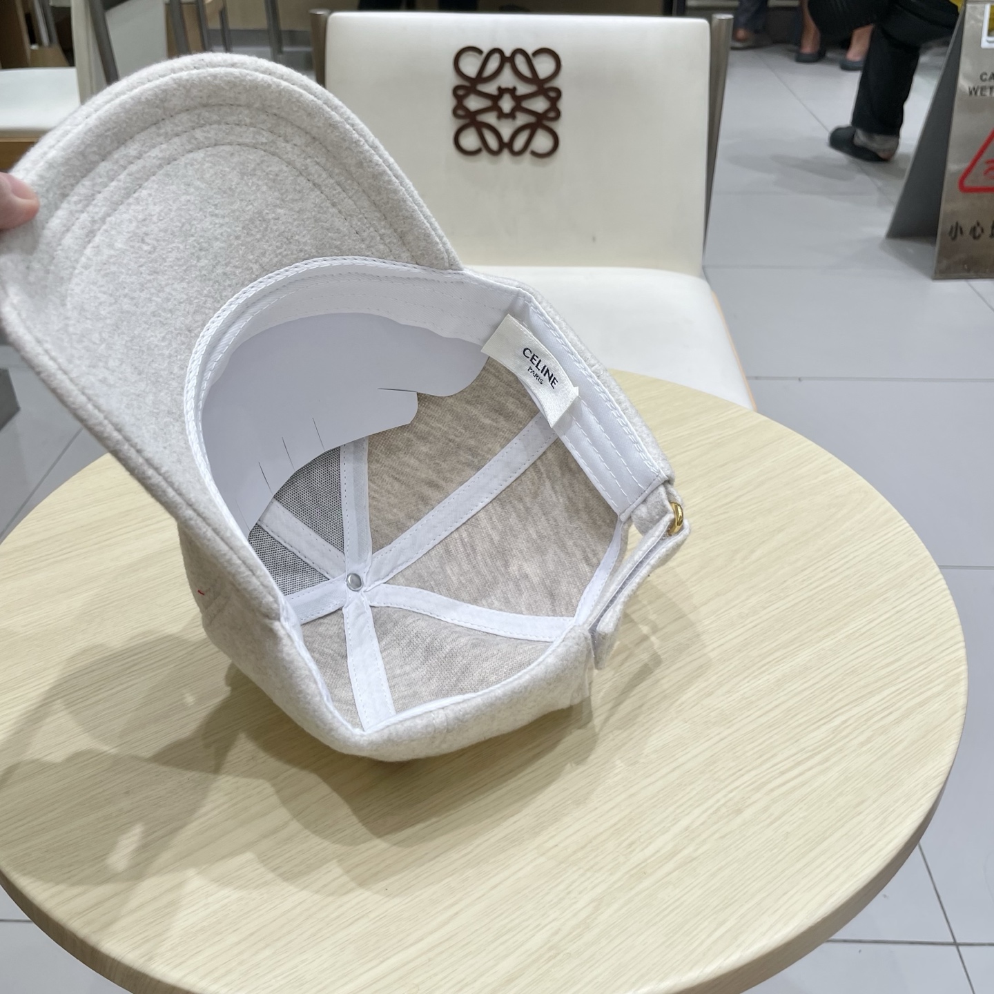 CELINE 塞琳 秋冬新款 🆕 棒球帽 🧢 logo楦型 通通不一专柜热卖款完美版型，原厂品质，独家实