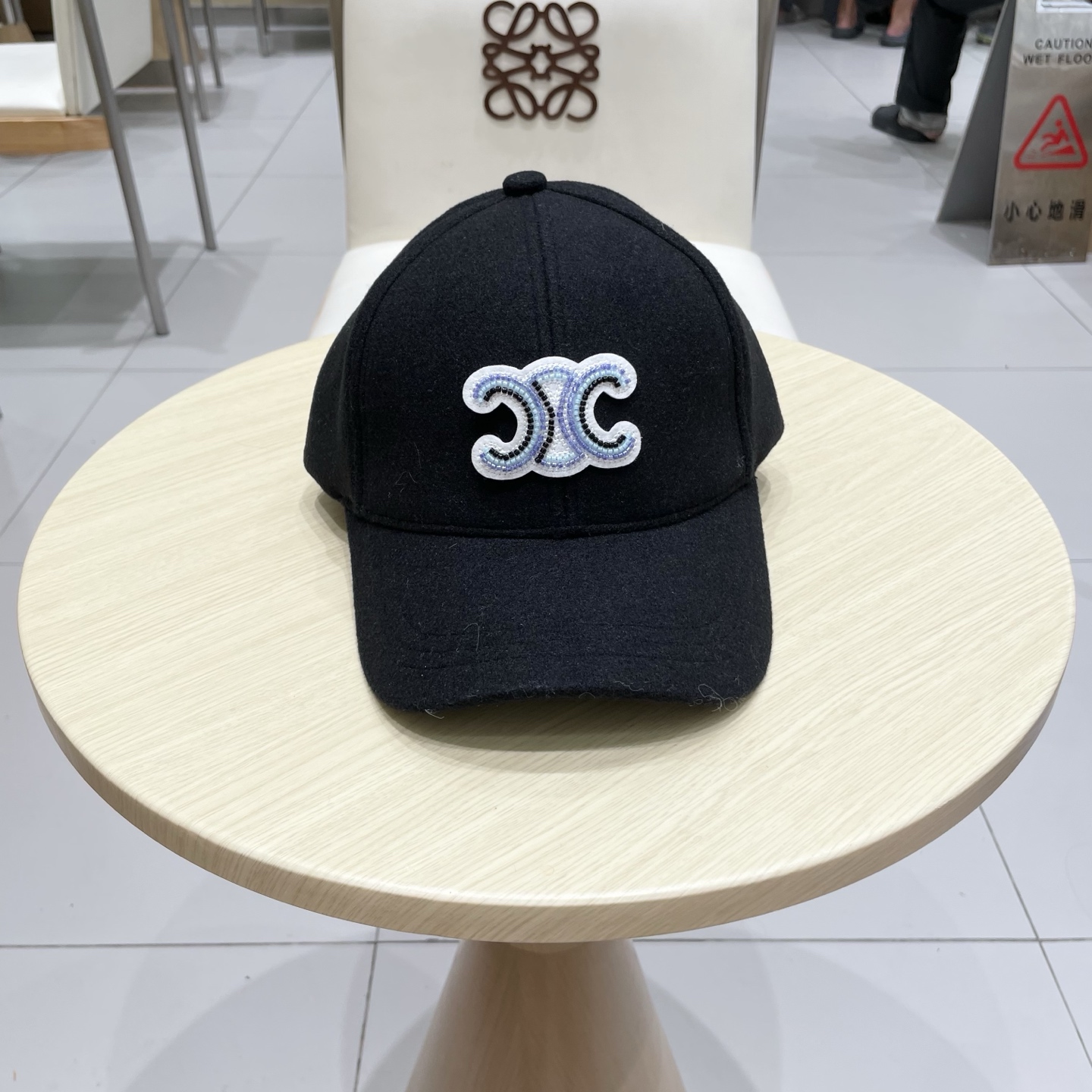 CELINE 塞琳 秋冬新款 🆕 棒球帽 🧢 logo楦型 通通不一专柜热卖款完美版型，原厂品质，独家实
