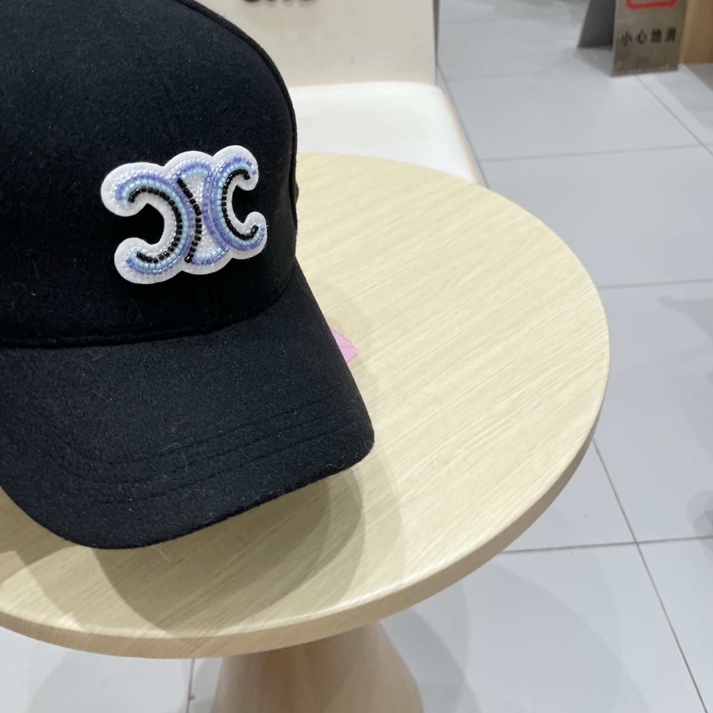 CELINE 塞琳 秋冬新款 🆕 棒球帽 🧢 logo楦型 通通不一专柜热卖款完美版型，原厂品质，独家实