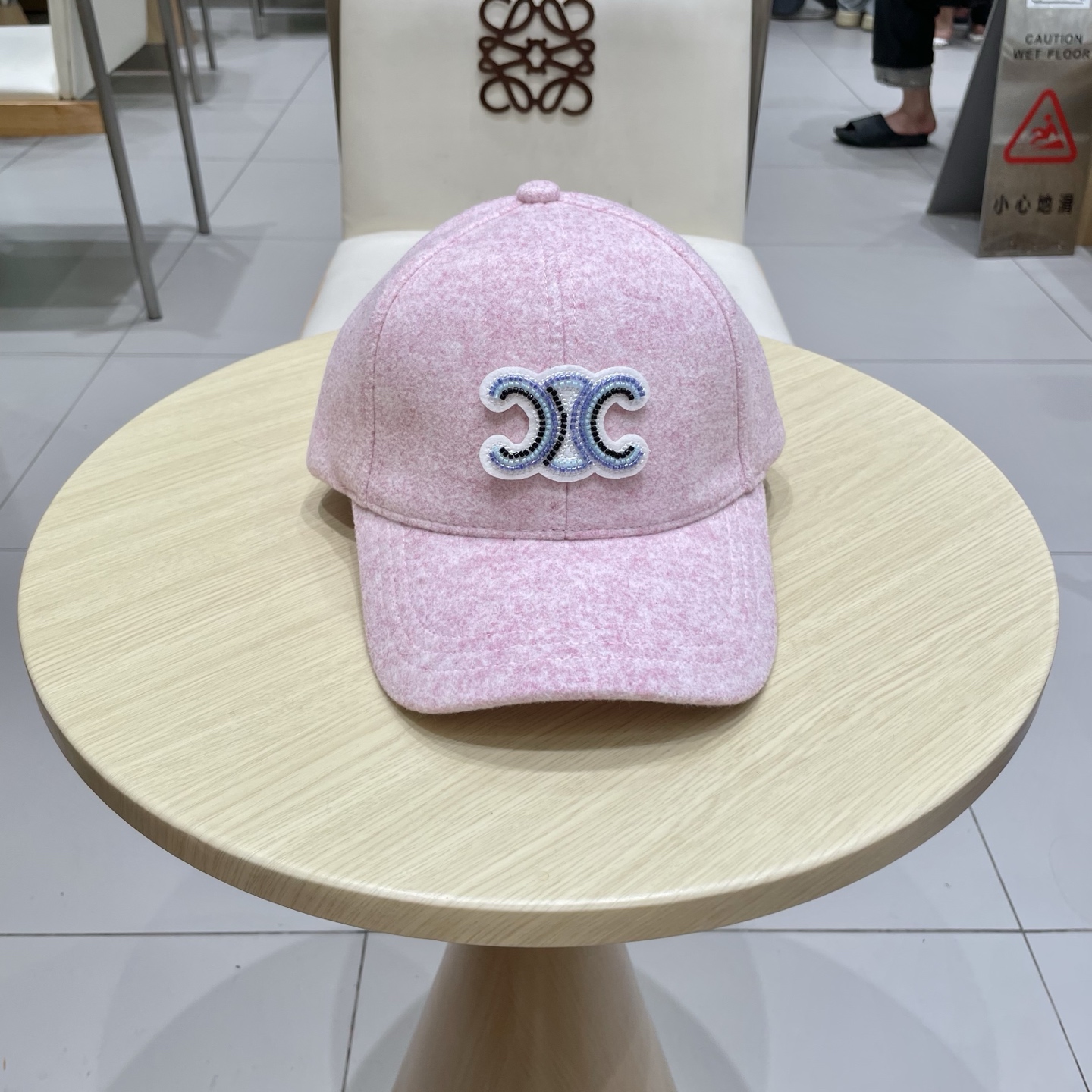 CELINE 塞琳 秋冬新款 🆕 棒球帽 🧢 logo楦型 通通不一专柜热卖款完美版型，原厂品质，独家实