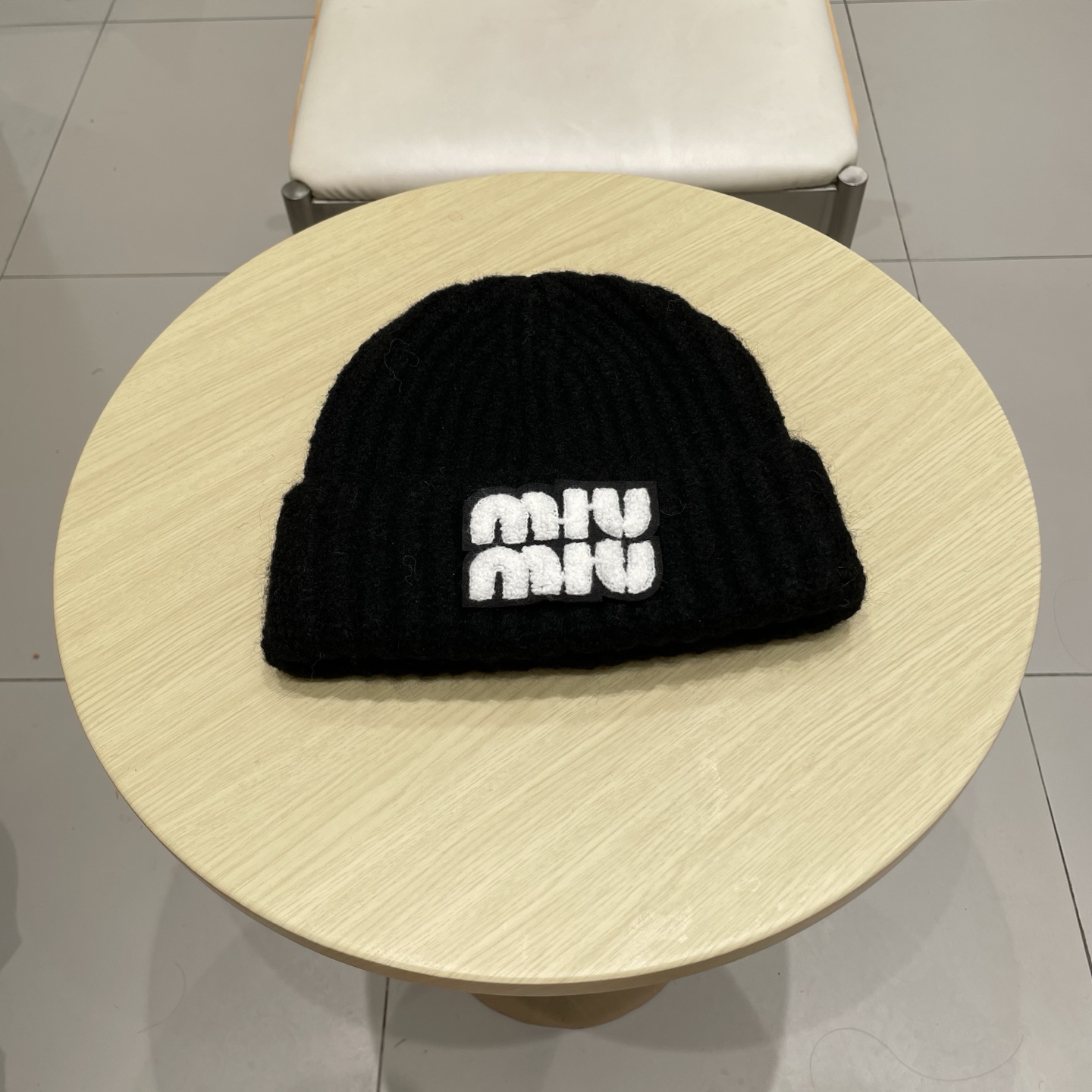 NO:361796,Miumiu Miu new knitted wool hat, men and women's universal hat, straw hat, fisherman hat, baseball hat, knit hat, hat, miumiu, espadrilles, hatsmiumiu缪缪新款针织毛线帽,男女通用帽子草帽渔夫帽棒球帽针织帽,帽子,miumiu,espadrilles,hats,hat