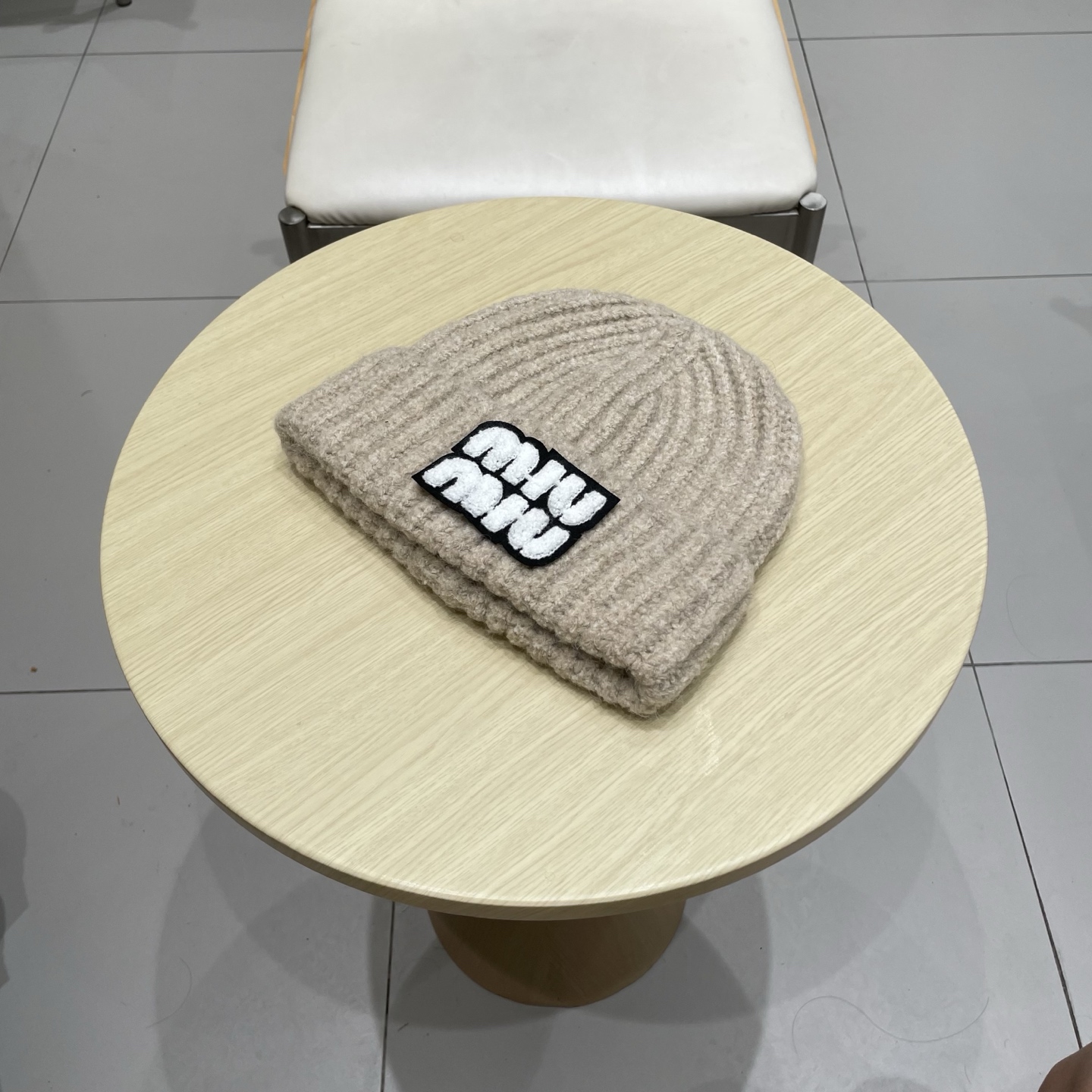 miumiu缪缪新款针织毛线帽，男女通用