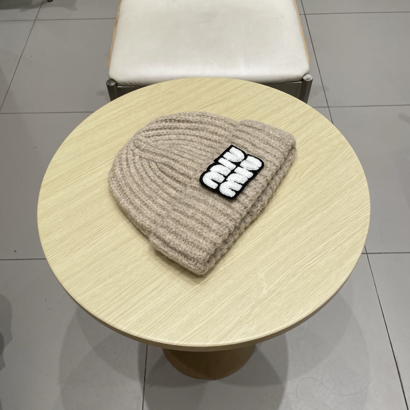 miumiu缪缪新款针织毛线帽，男女通用