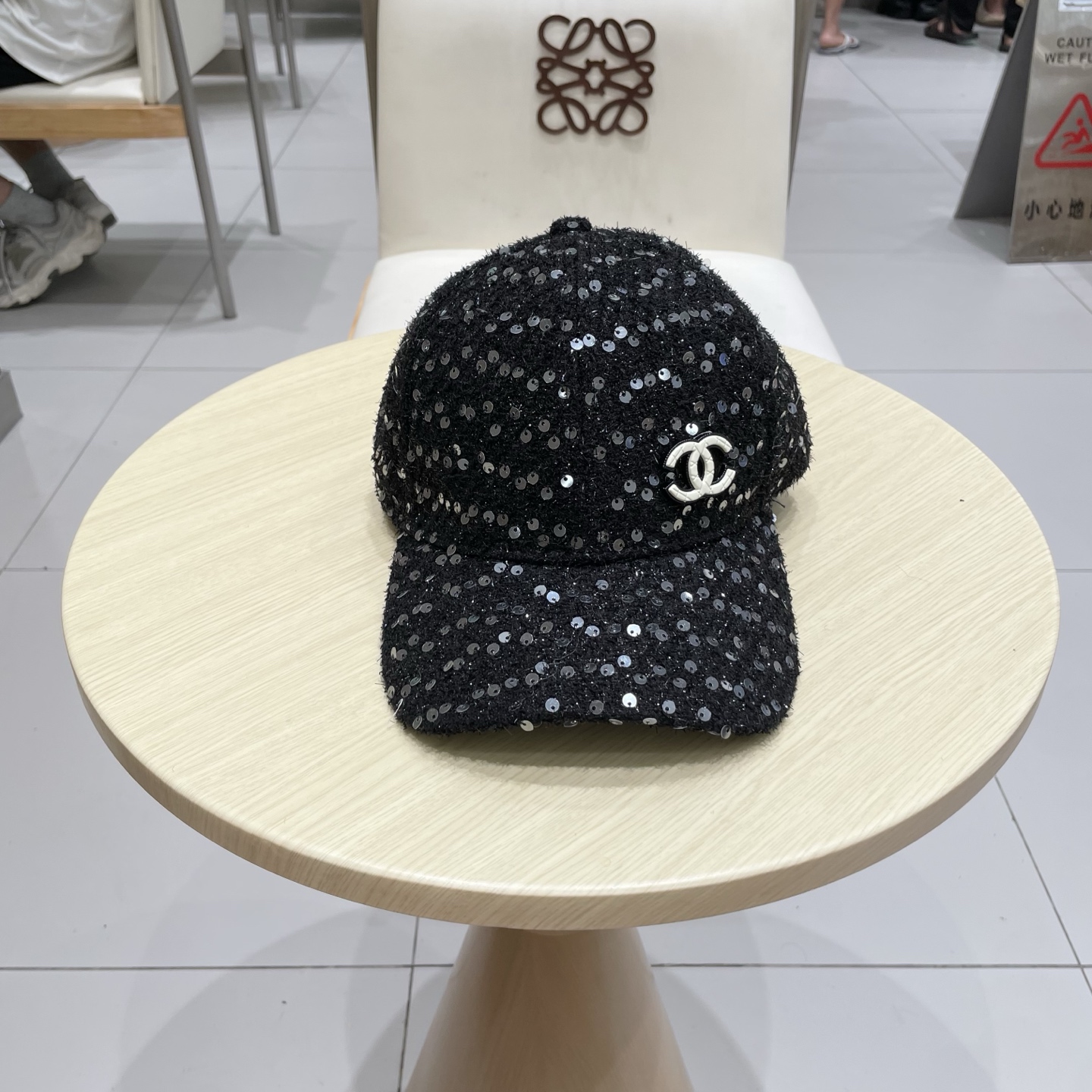 NO:366267,Chanel CHANEL official new baseball cap, Xiaoxiang classic simple, fashionable and casual design New hat Fisherman hat Baseball cap Knitted hat, hat, chanel, chanel, espadrilles, hats香奈儿CHANEL 官方新品棒球帽,小香经典简约,时尚休闲设计 跑量新品帽子渔夫帽棒球帽针织帽,帽子,chanel,chanel,espadrilles,hats,hat