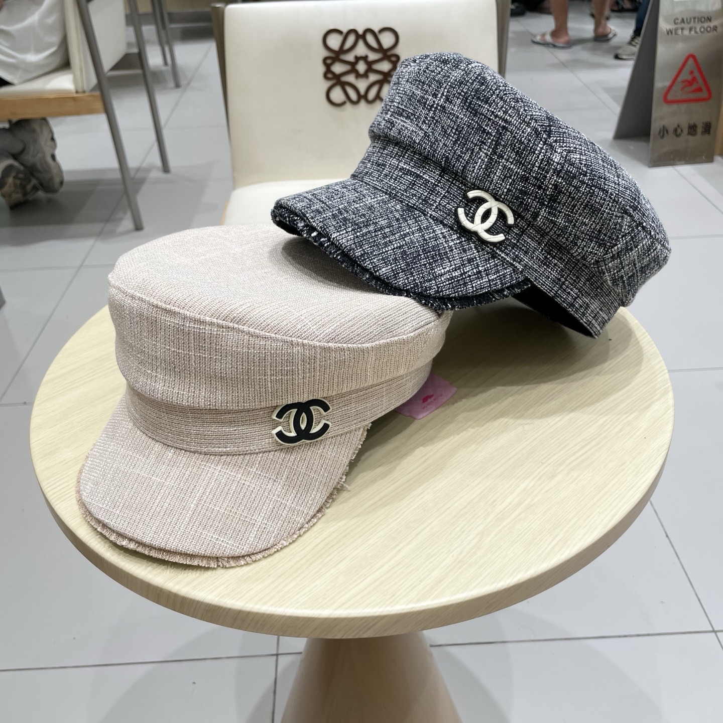 香奈儿新款鸭舌军帽，高级定制，头围57cm