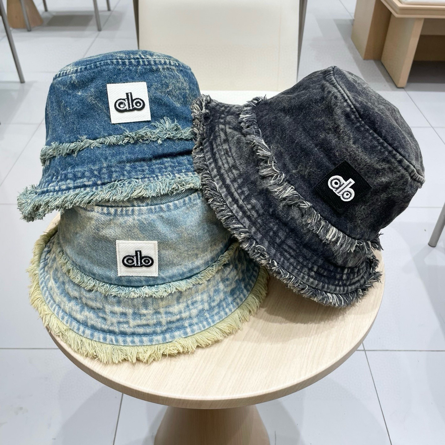  alo爆款牛仔渔夫帽👒春夏款必备神器单品‼️‼️流苏