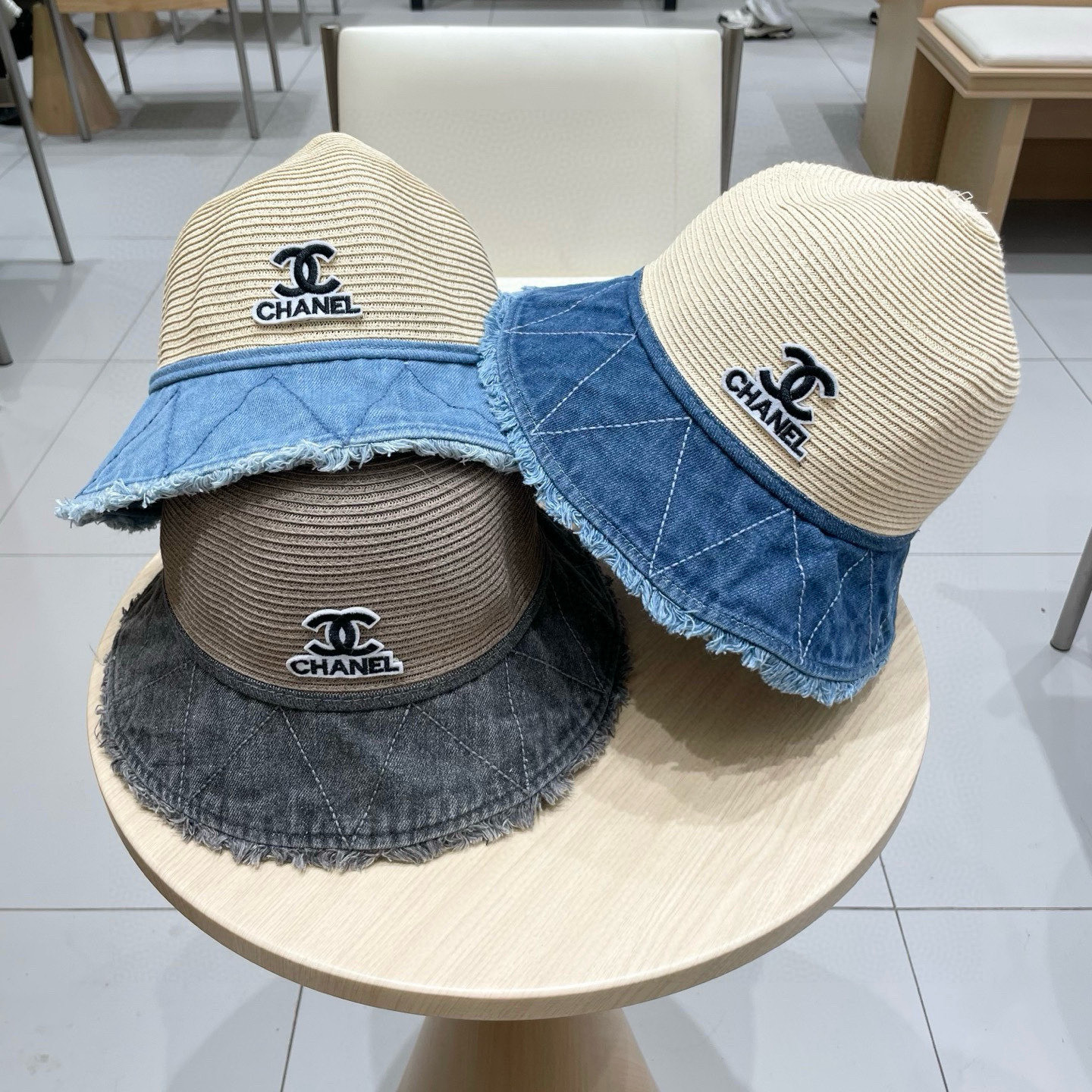 Chanel香奈儿夏季渔夫帽女2025新款长防晒帽子时尚盆帽大头围太阳帽牛仔布拼接
