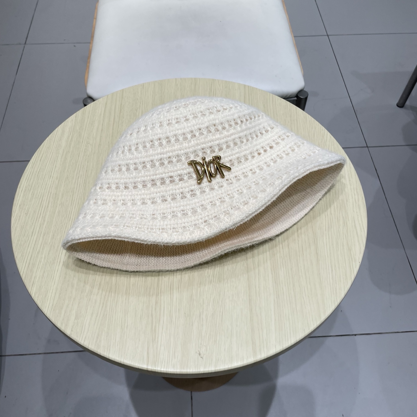 DIOR迪奥钩织镂空秋冬新款针织帽女文雅淑女渔夫帽2025新款百搭显脸小水桶帽子