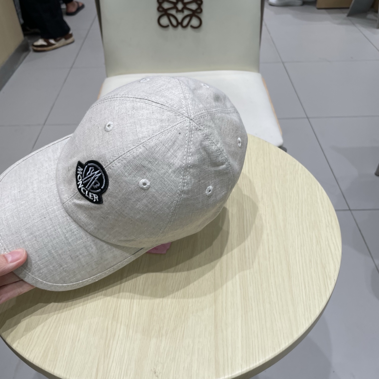 蒙口MONCLER新款棒球帽，麻料时尚炸街单品，风格很OK，网红.时尚博主的最爱！高品质舒适透气，凹造型