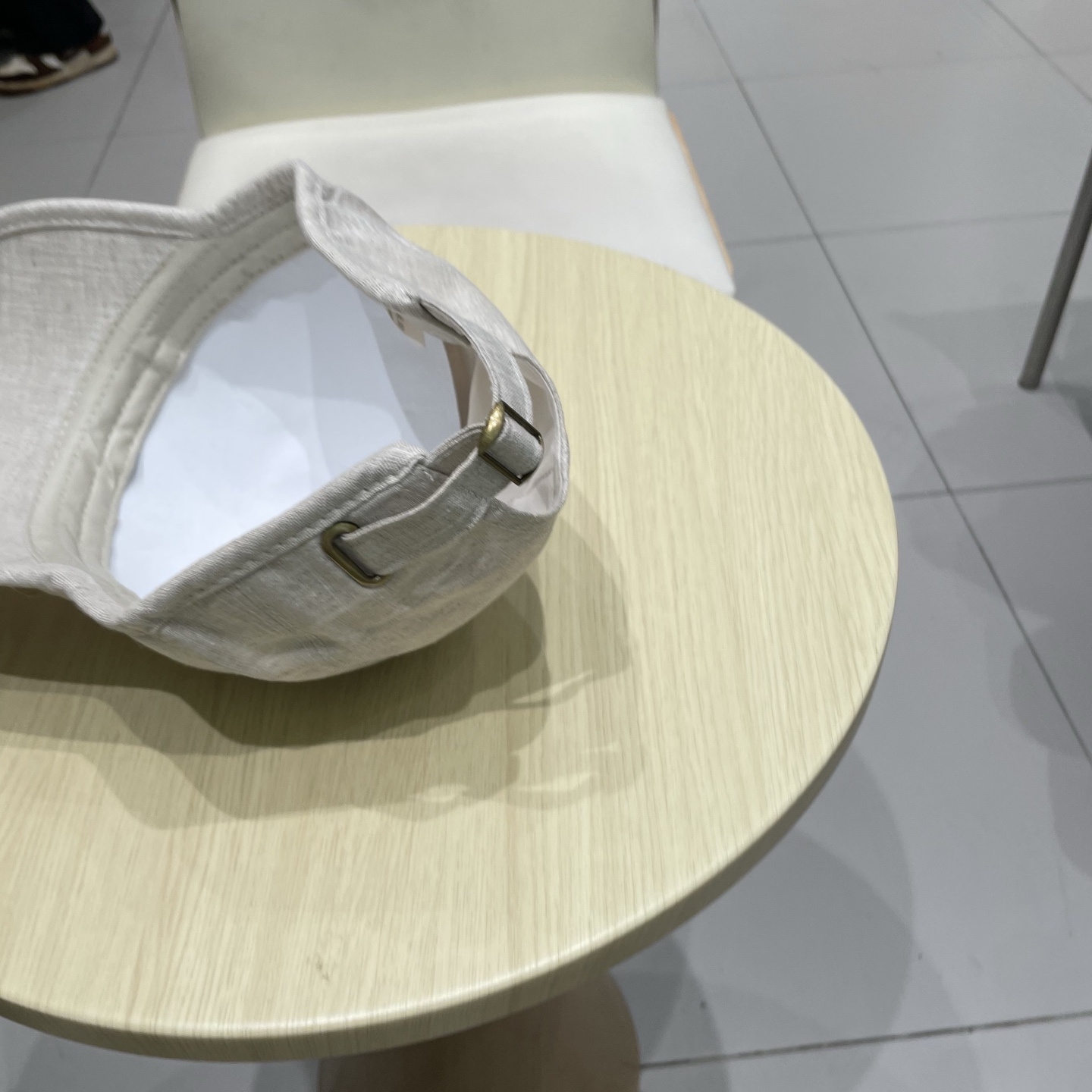 蒙口MONCLER新款棒球帽，麻料时尚炸街单品，风格很OK，网红.时尚博主的最爱！高品质舒适透气，凹造型