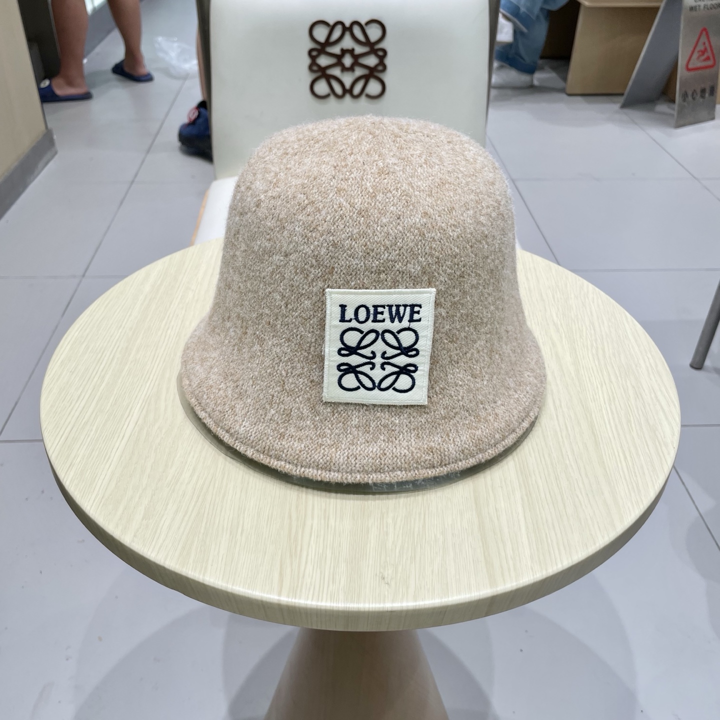 ＬＯＥＷＥ罗意威秋冬双面戴小众渔夫帽子女可折叠显脸小纯色百搭简约出游休闲盆帽