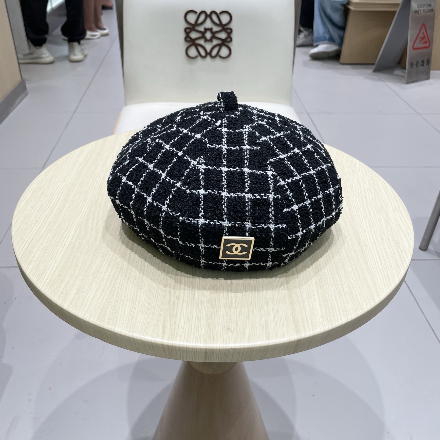 NO:362019,Chanel Chanel versatile contrasting stripes small fragrance style slim beret hat women autumn and winter style niche internet celebrity age-reducing pumpkin hat fashionable hat straw hat fisherman hat baseball hat knit hat, hat, chanel, chanel, espadrilles, hats香奈儿chanel百搭撞色条纹小香风显瘦贝雷帽子女秋冬款小众网红减龄南瓜帽时尚帽子草帽渔夫帽棒球帽针织帽,帽子,chanel,chanel,espadrilles,hats,hat